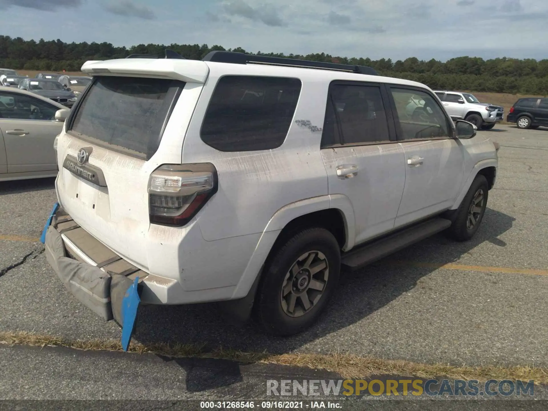 4 Photograph of a damaged car JTEBU5JR1K5691709 TOYOTA 4RUNNER 2019