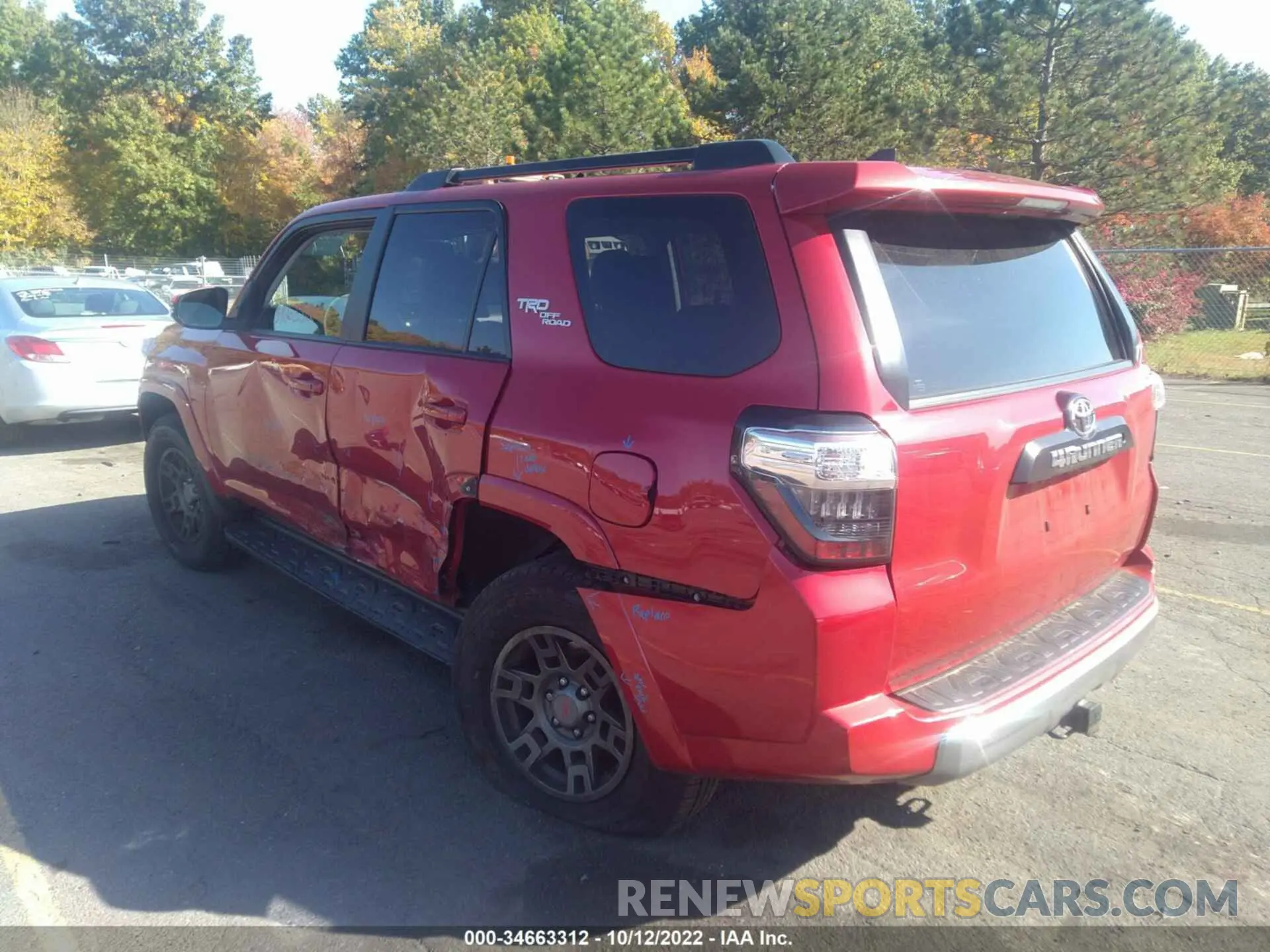 3 Photograph of a damaged car JTEBU5JR1K5693153 TOYOTA 4RUNNER 2019