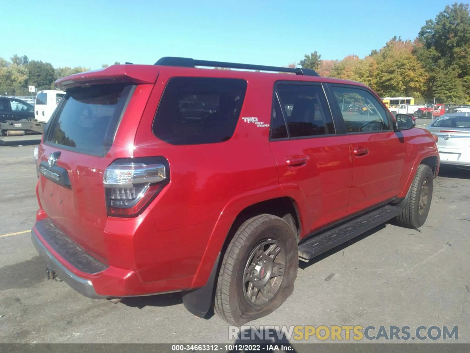 4 Photograph of a damaged car JTEBU5JR1K5693153 TOYOTA 4RUNNER 2019