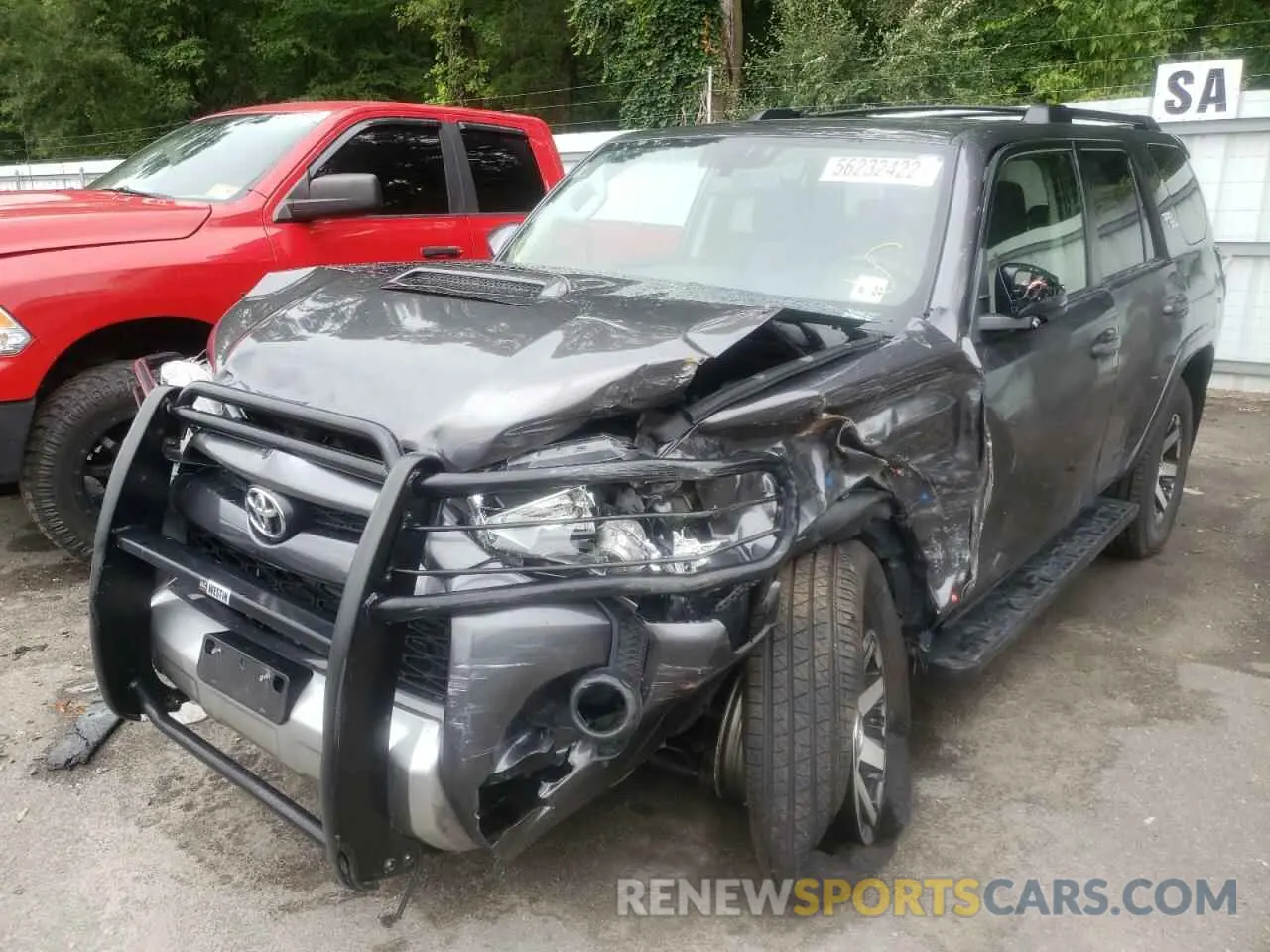 2 Photograph of a damaged car JTEBU5JR1K5695274 TOYOTA 4RUNNER 2019