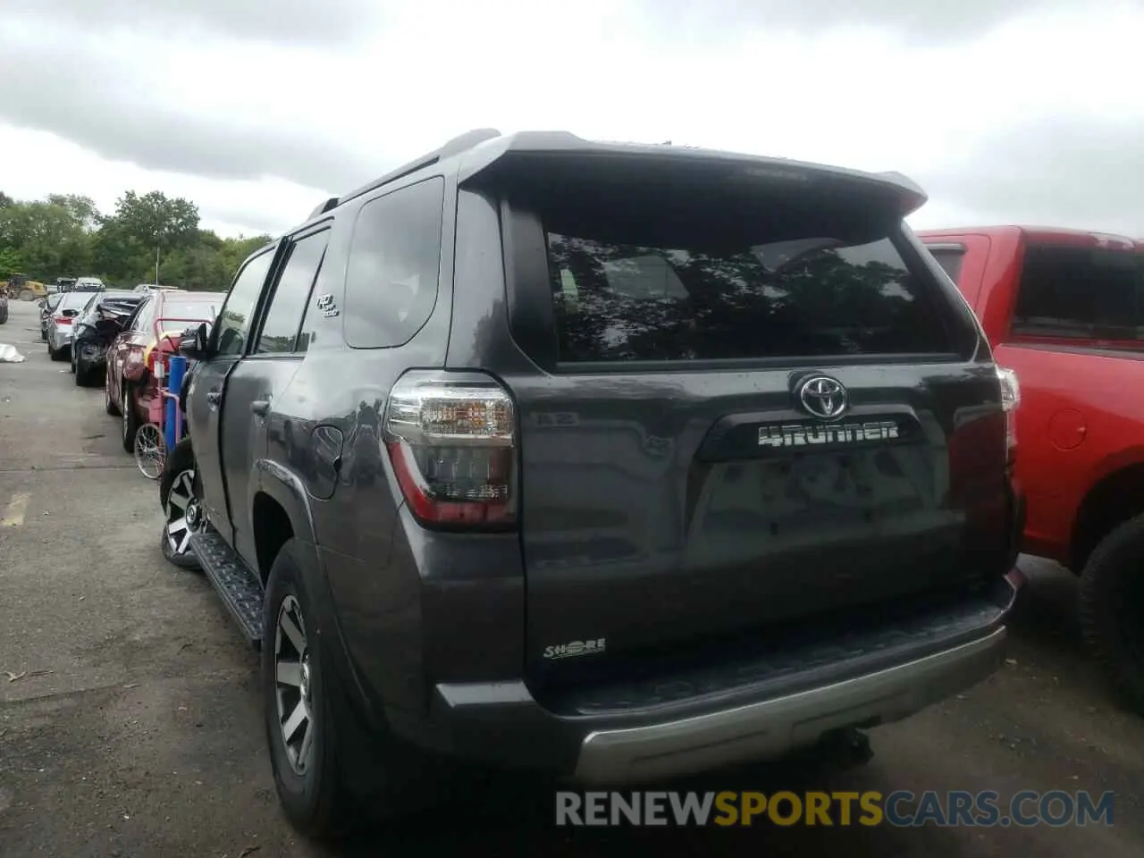 3 Photograph of a damaged car JTEBU5JR1K5695274 TOYOTA 4RUNNER 2019