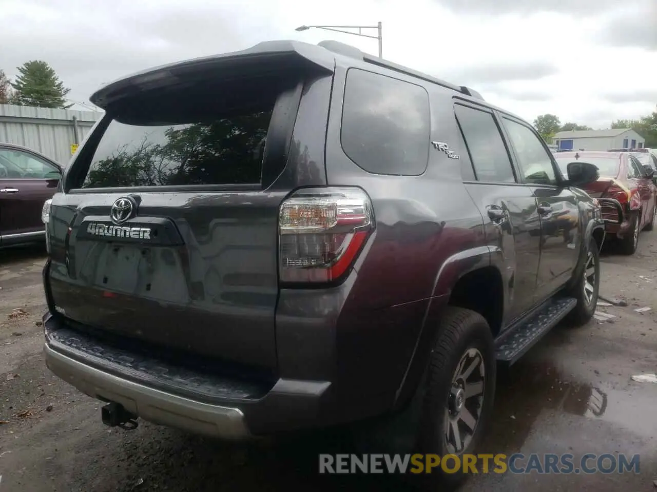 4 Photograph of a damaged car JTEBU5JR1K5695274 TOYOTA 4RUNNER 2019
