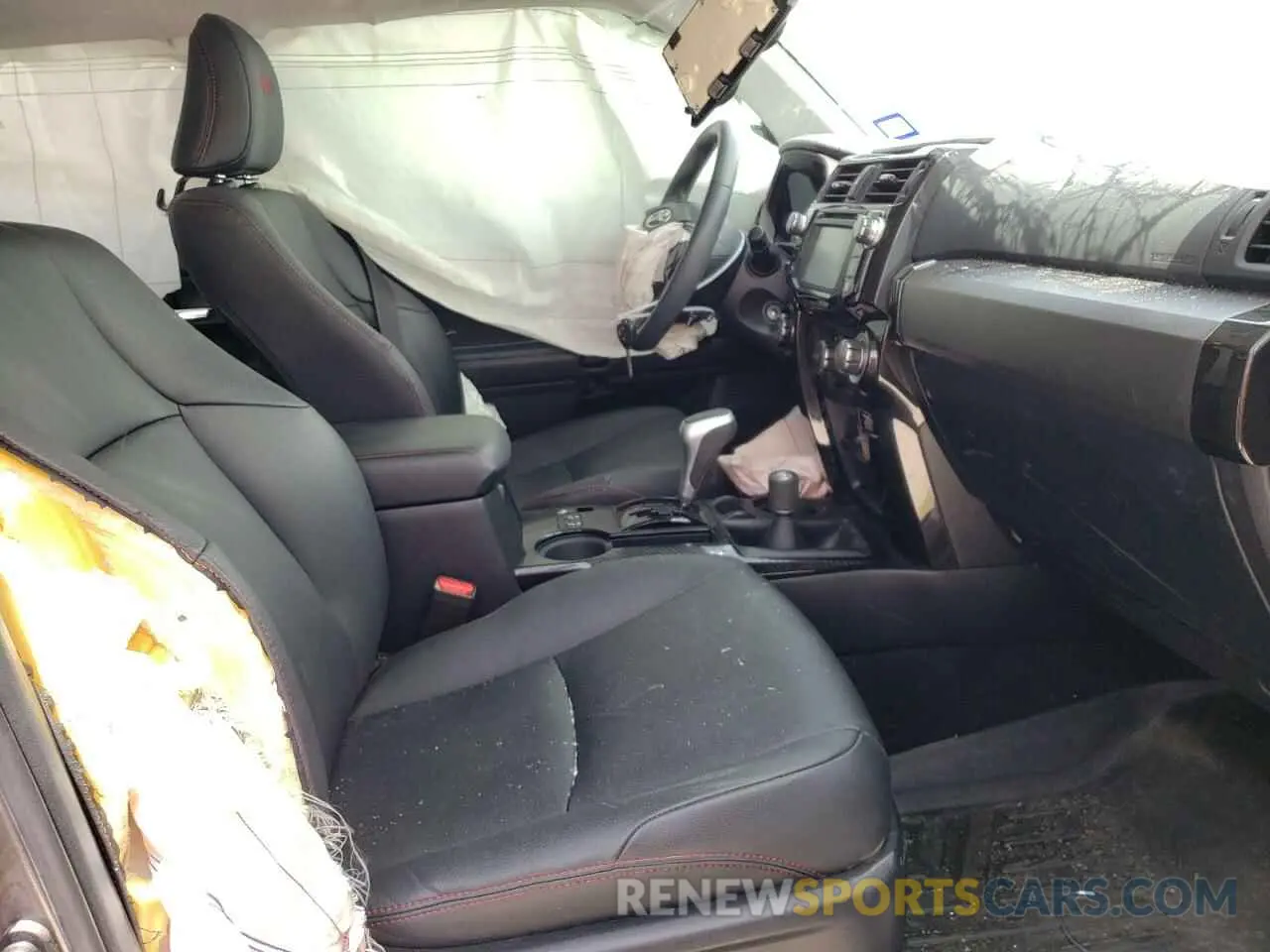 5 Photograph of a damaged car JTEBU5JR1K5716270 TOYOTA 4RUNNER 2019