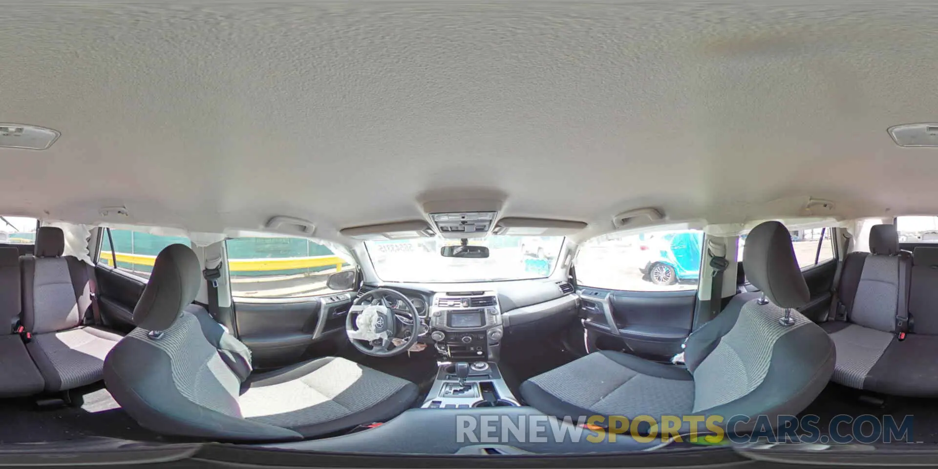 15 Photograph of a damaged car JTEBU5JR2K5644916 TOYOTA 4RUNNER 2019