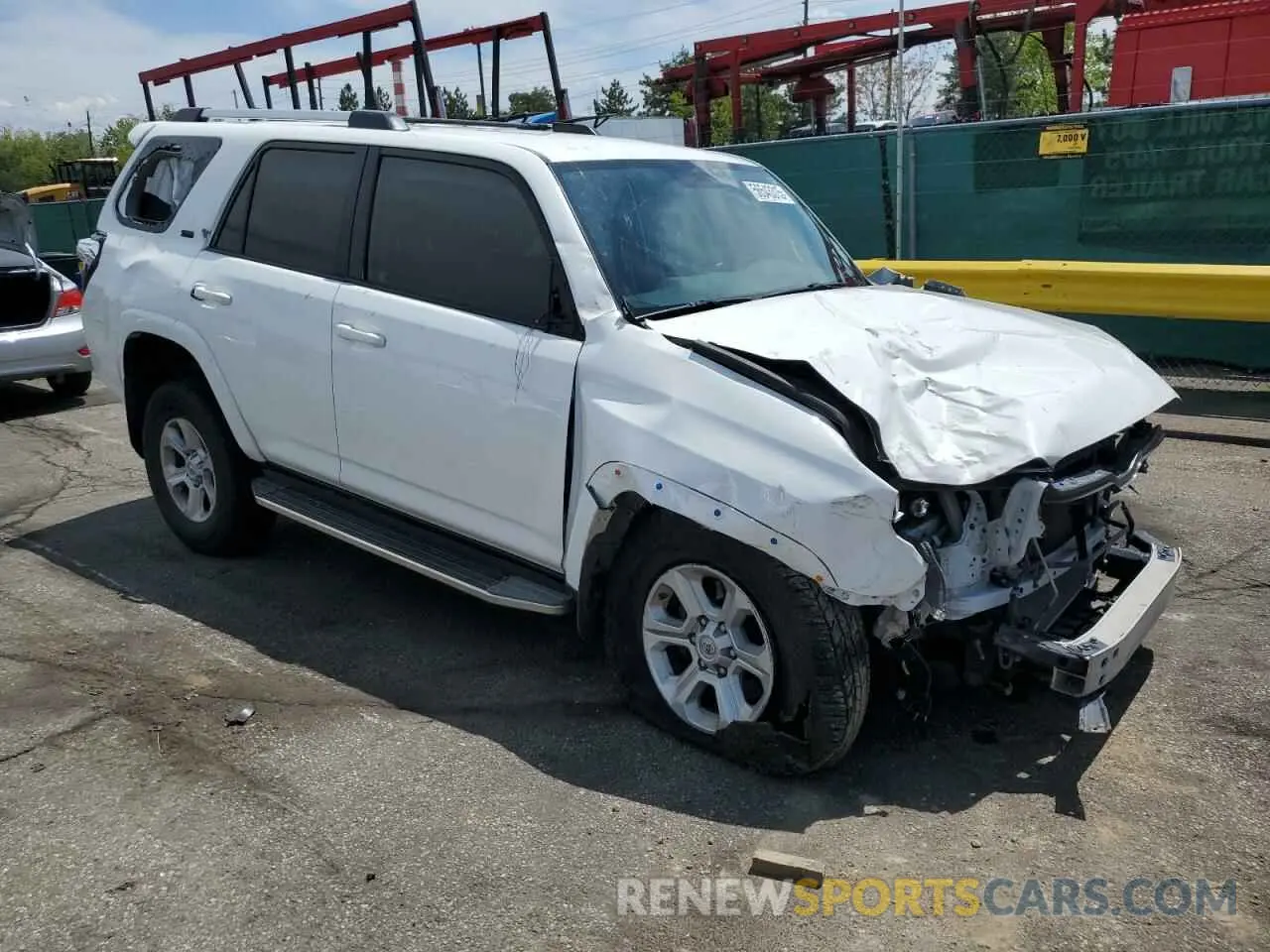 4 Photograph of a damaged car JTEBU5JR2K5644916 TOYOTA 4RUNNER 2019