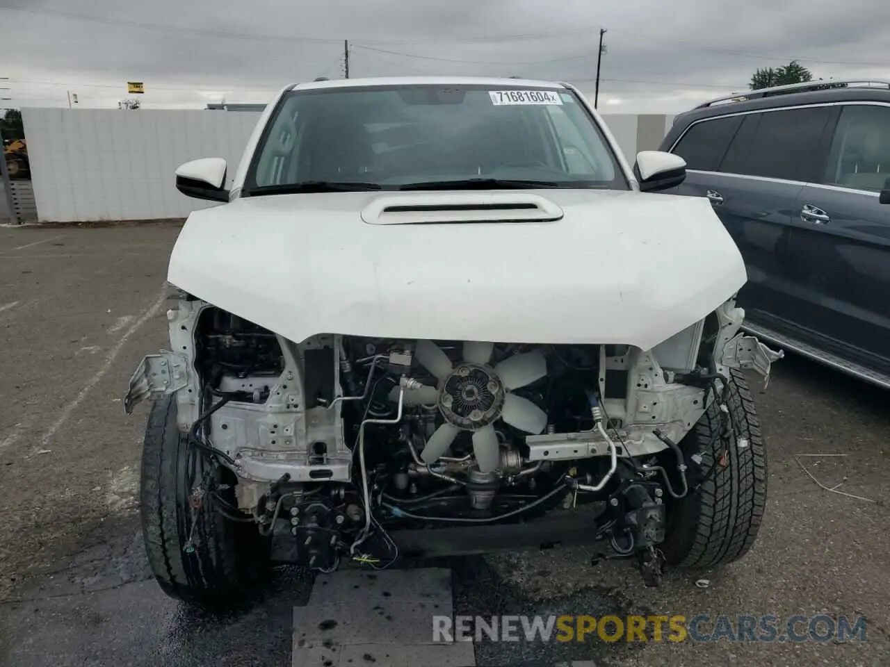 5 Photograph of a damaged car JTEBU5JR2K5669167 TOYOTA 4RUNNER 2019