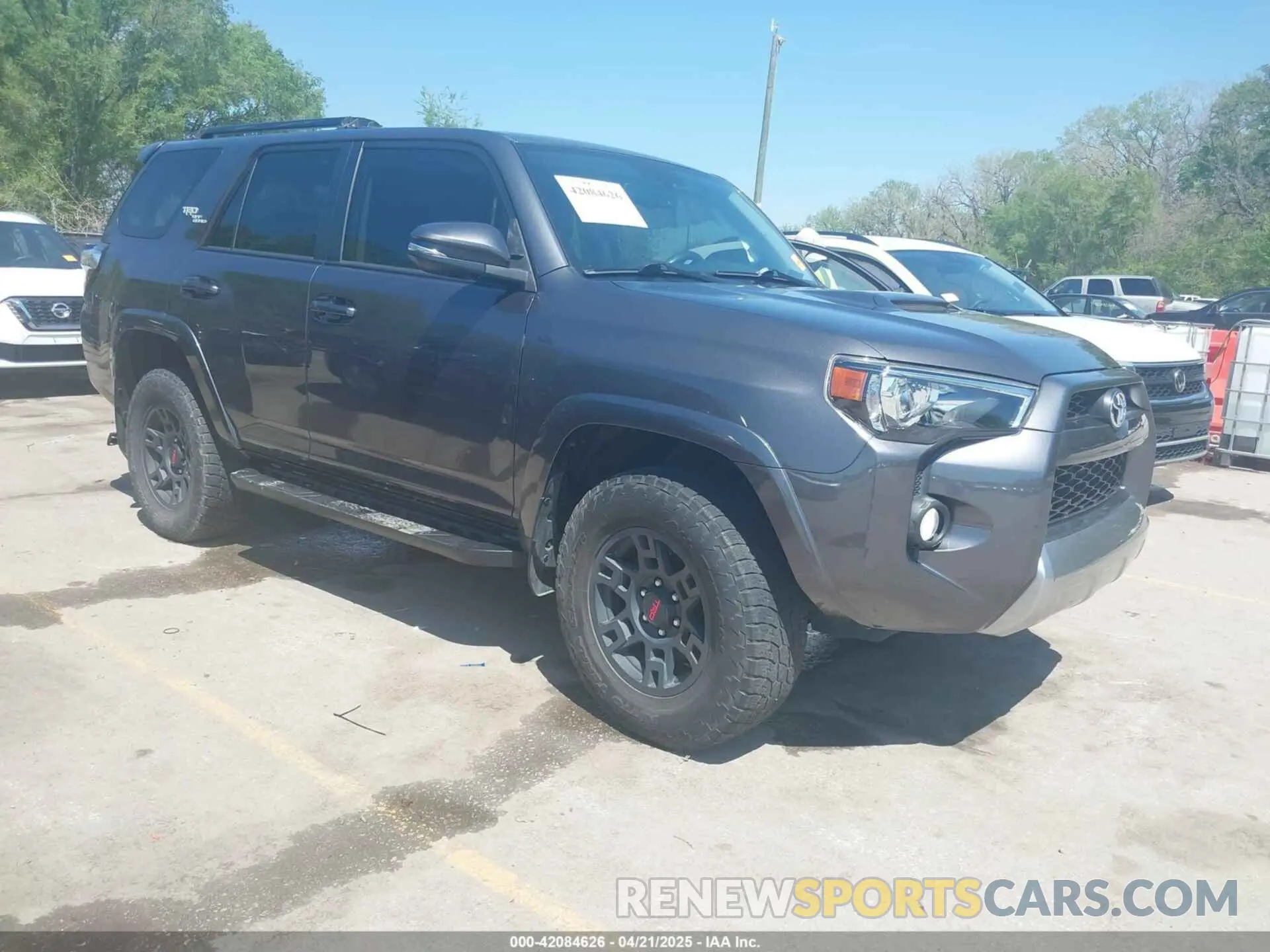 1 Фотография поврежденного автомобиля JTEBU5JR2K5679312 TOYOTA 4RUNNER 2019