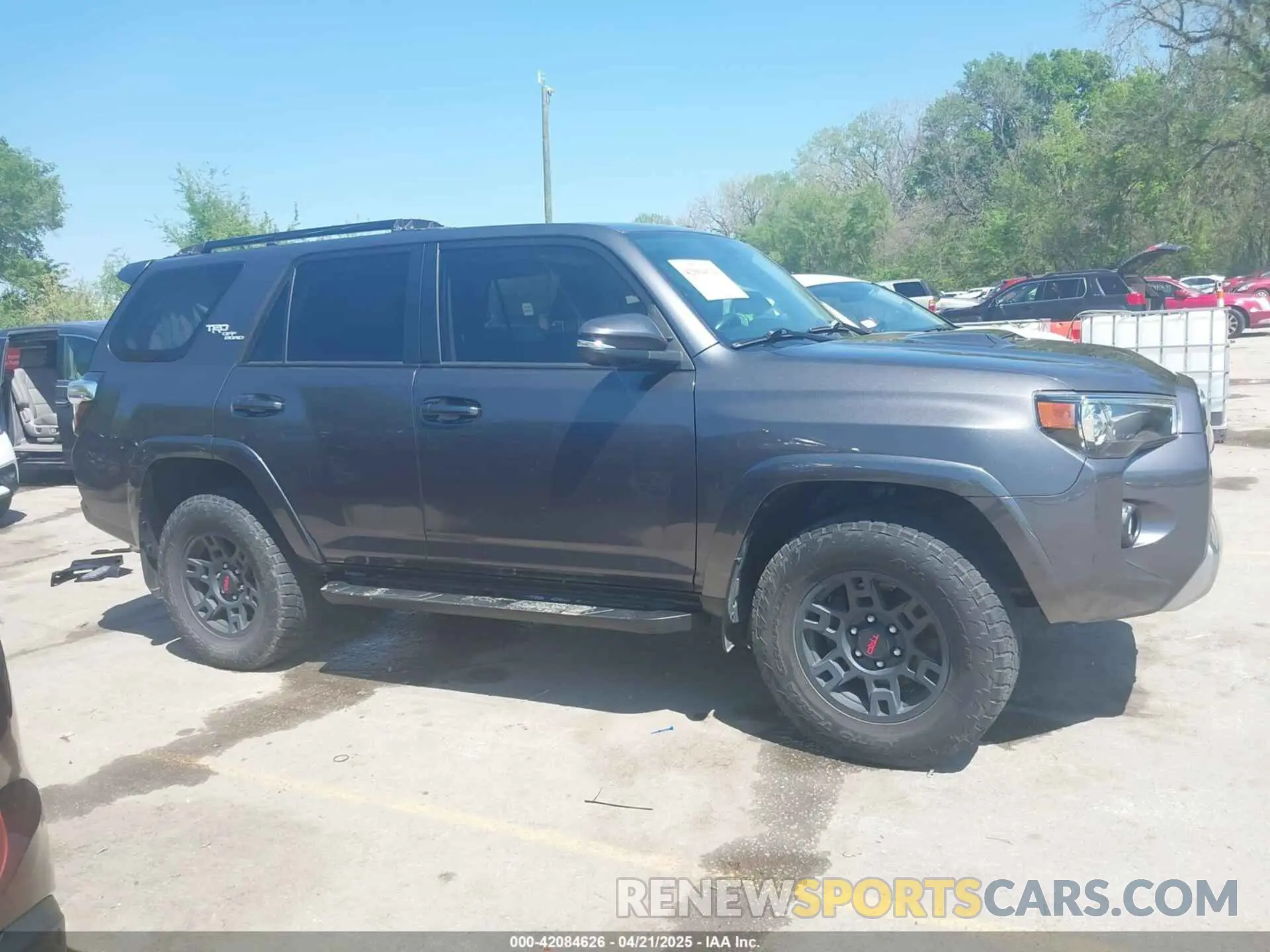 13 Фотография поврежденного автомобиля JTEBU5JR2K5679312 TOYOTA 4RUNNER 2019