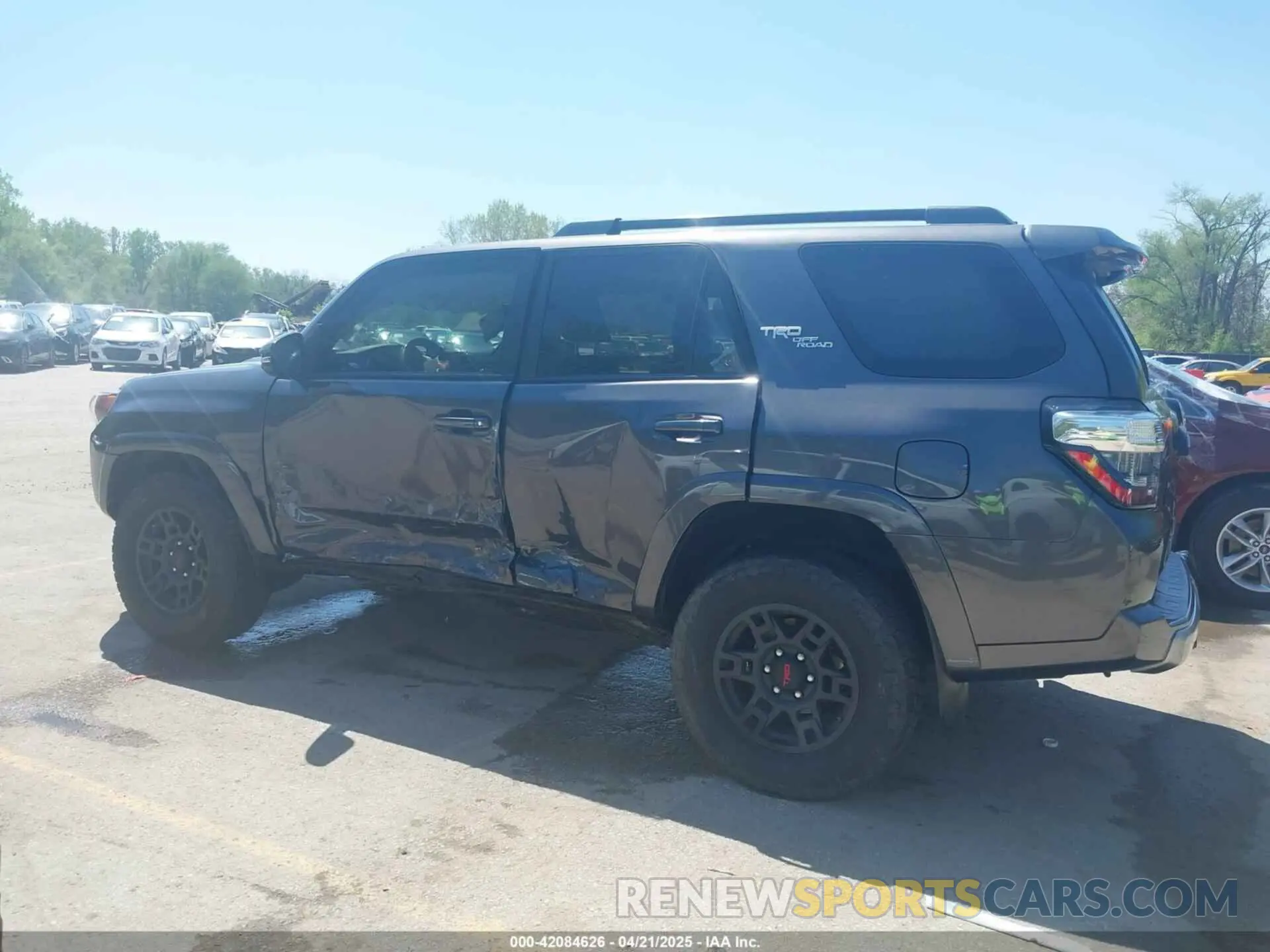 14 Фотография поврежденного автомобиля JTEBU5JR2K5679312 TOYOTA 4RUNNER 2019