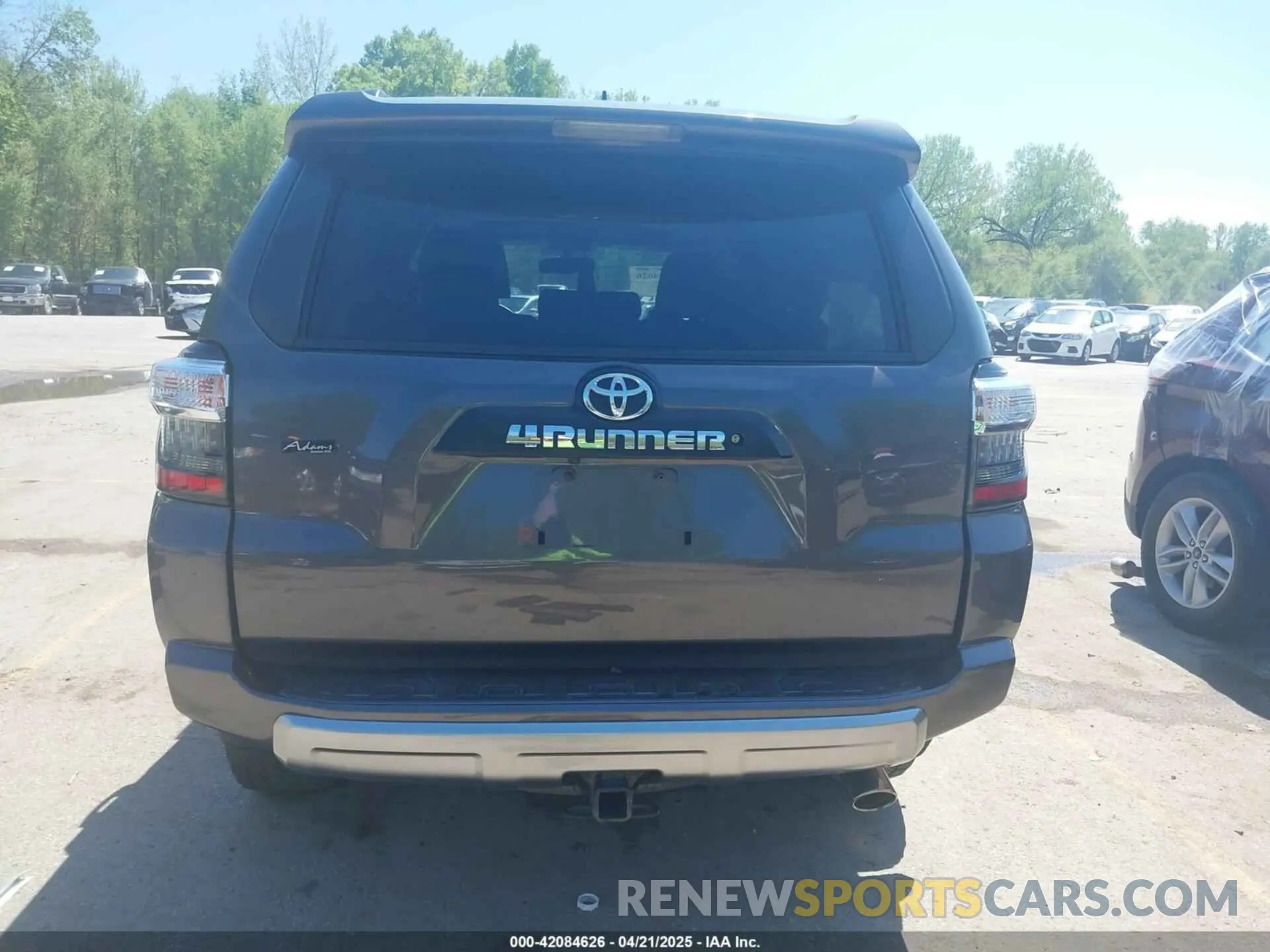 16 Фотография поврежденного автомобиля JTEBU5JR2K5679312 TOYOTA 4RUNNER 2019