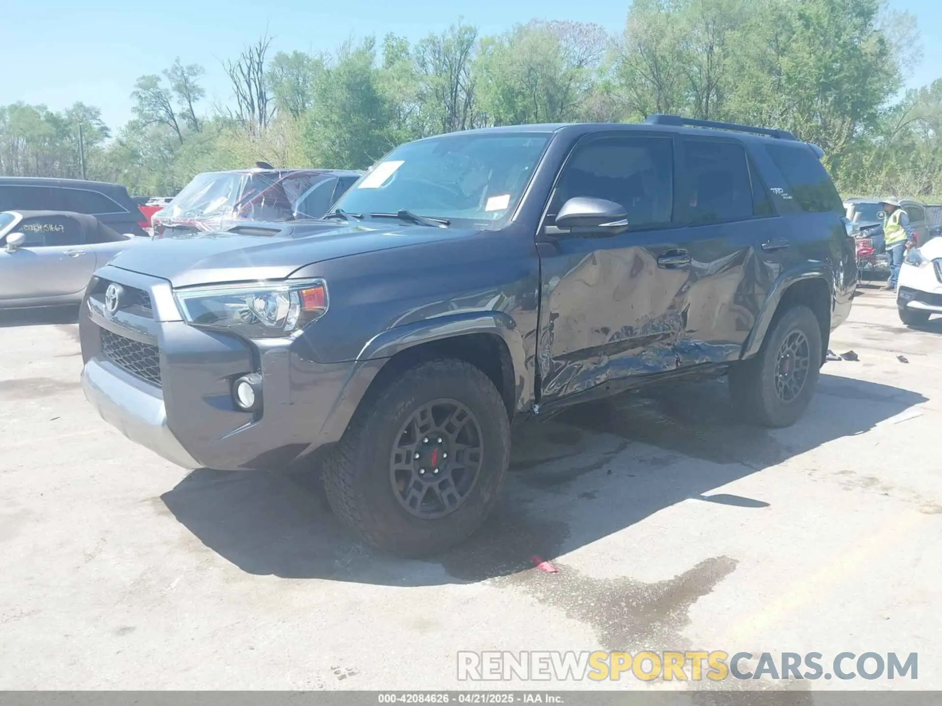 2 Фотография поврежденного автомобиля JTEBU5JR2K5679312 TOYOTA 4RUNNER 2019