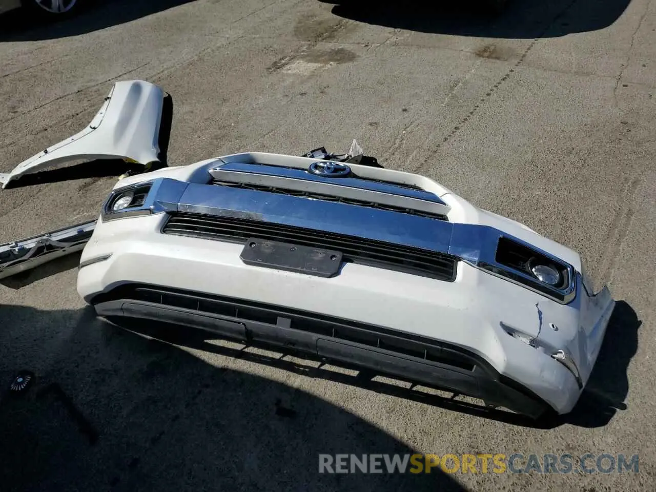 13 Фотография поврежденного автомобиля JTEBU5JR2K5718822 TOYOTA 4RUNNER 2019