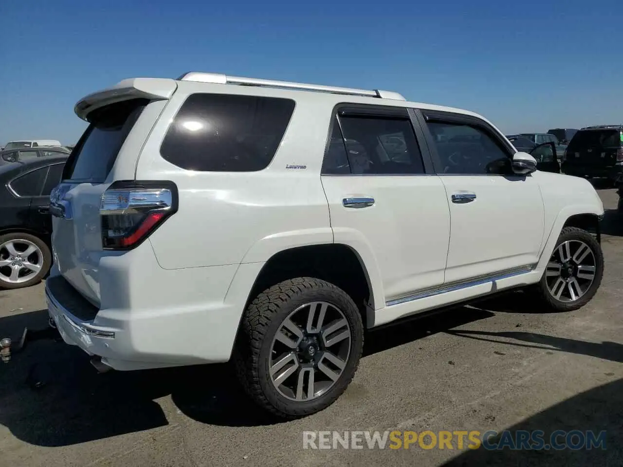3 Фотография поврежденного автомобиля JTEBU5JR2K5718822 TOYOTA 4RUNNER 2019
