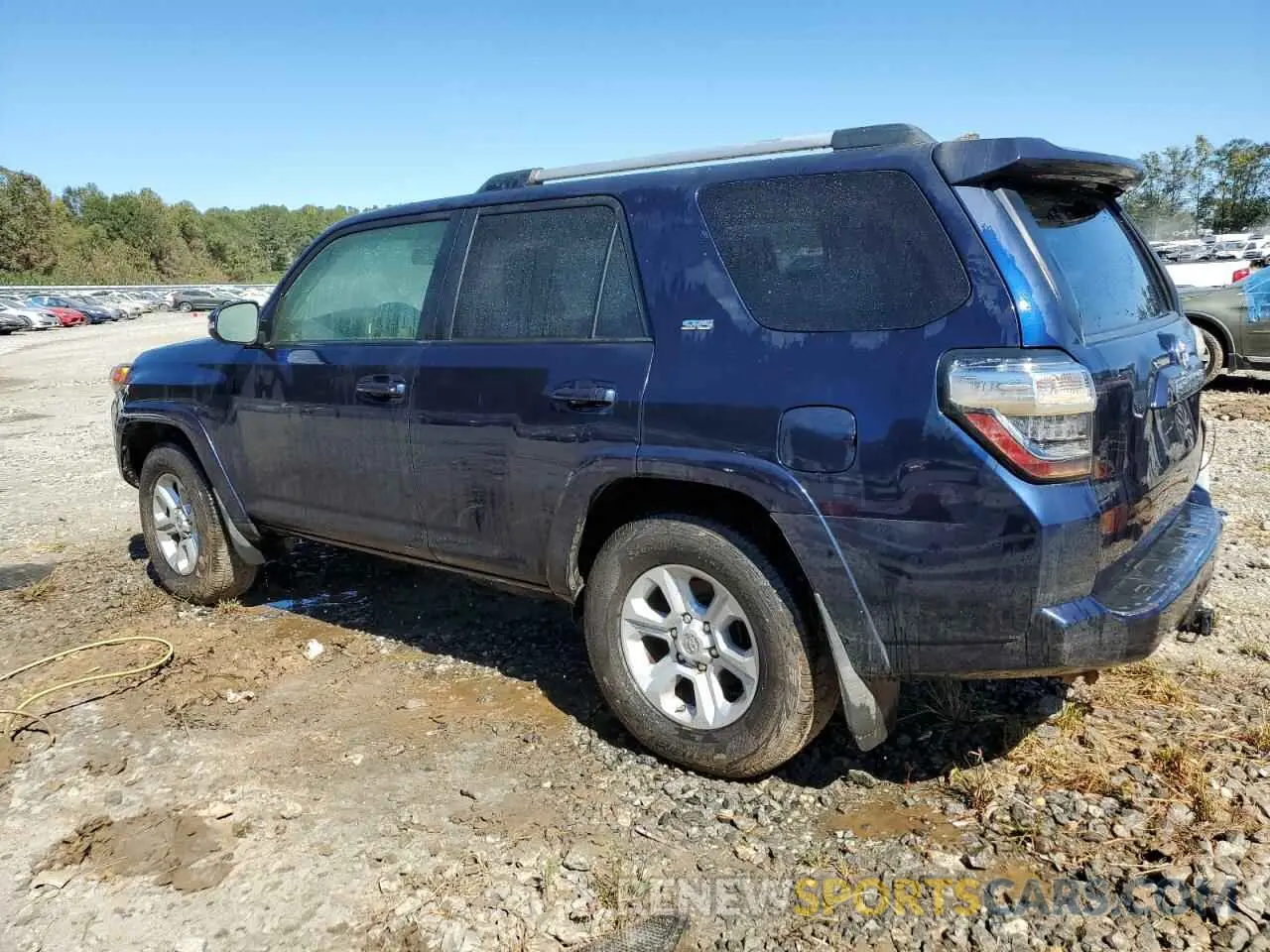 2 Photograph of a damaged car JTEBU5JR2K5729349 TOYOTA 4RUNNER 2019