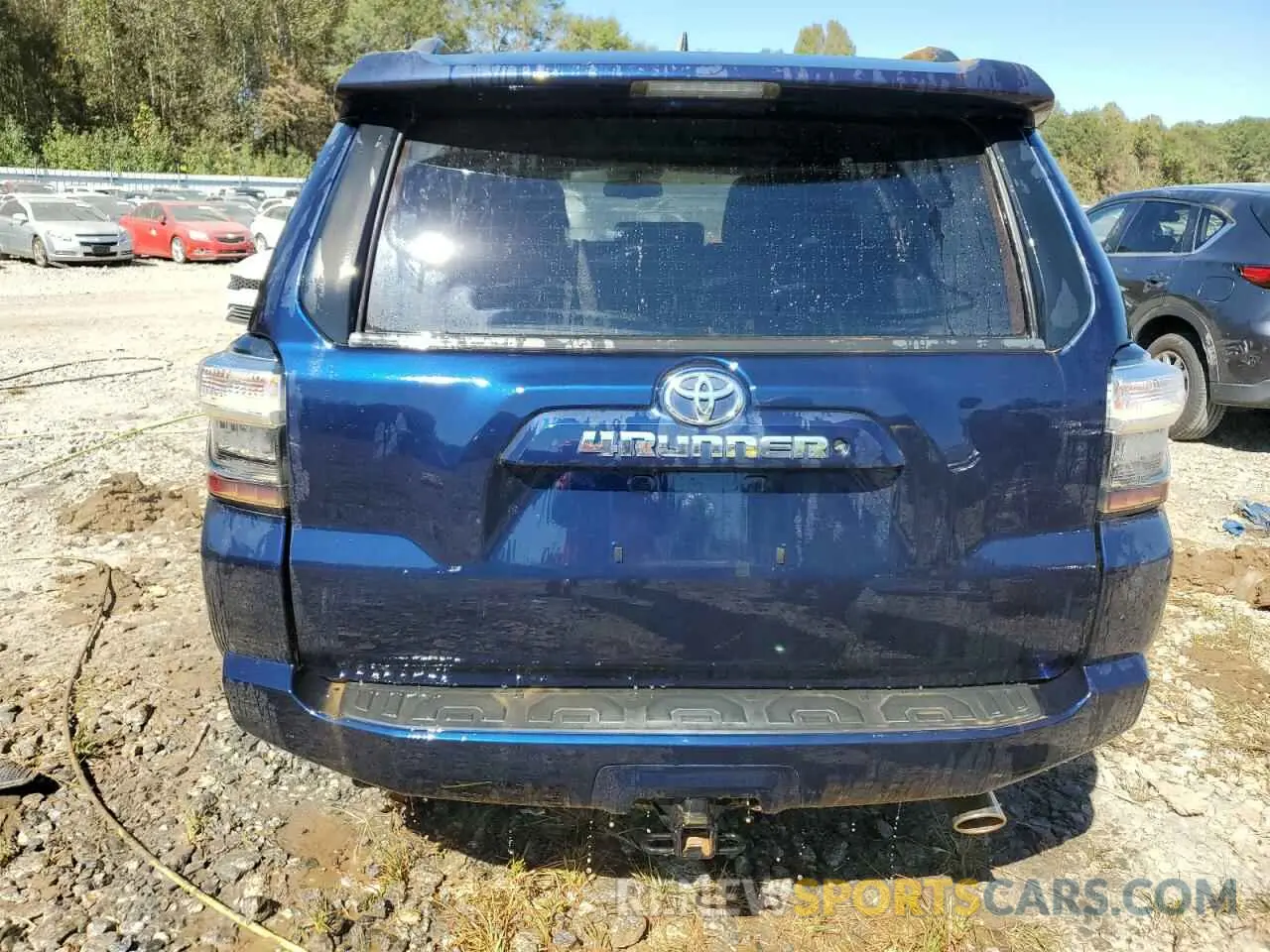 6 Photograph of a damaged car JTEBU5JR2K5729349 TOYOTA 4RUNNER 2019