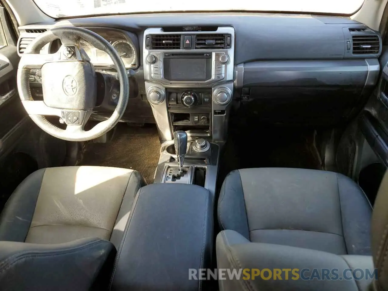 8 Photograph of a damaged car JTEBU5JR2K5729349 TOYOTA 4RUNNER 2019