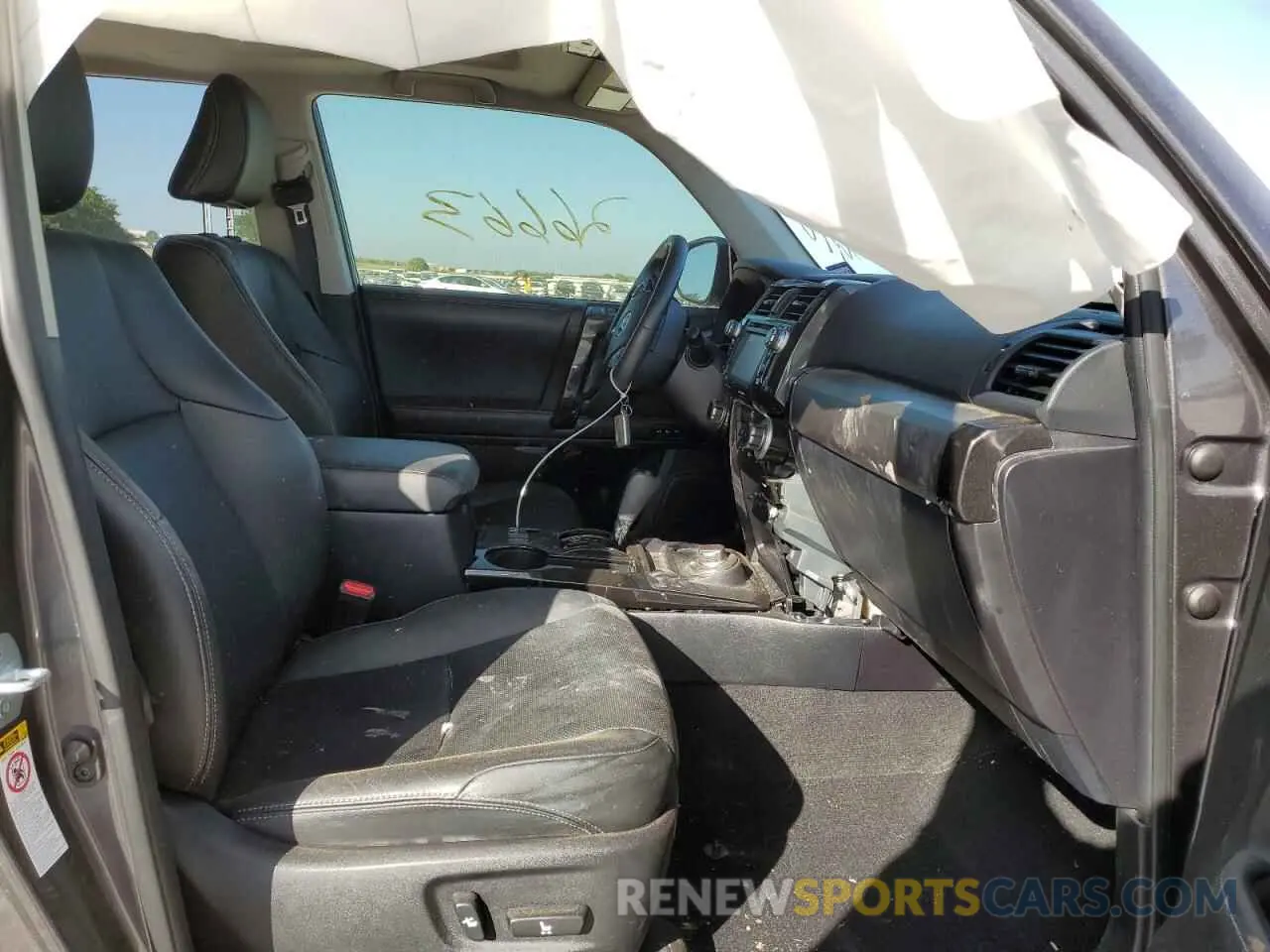 5 Photograph of a damaged car JTEBU5JR3K5649378 TOYOTA 4RUNNER 2019