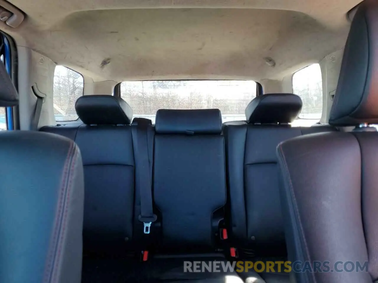 10 Photograph of a damaged car JTEBU5JR3K5654662 TOYOTA 4RUNNER 2019