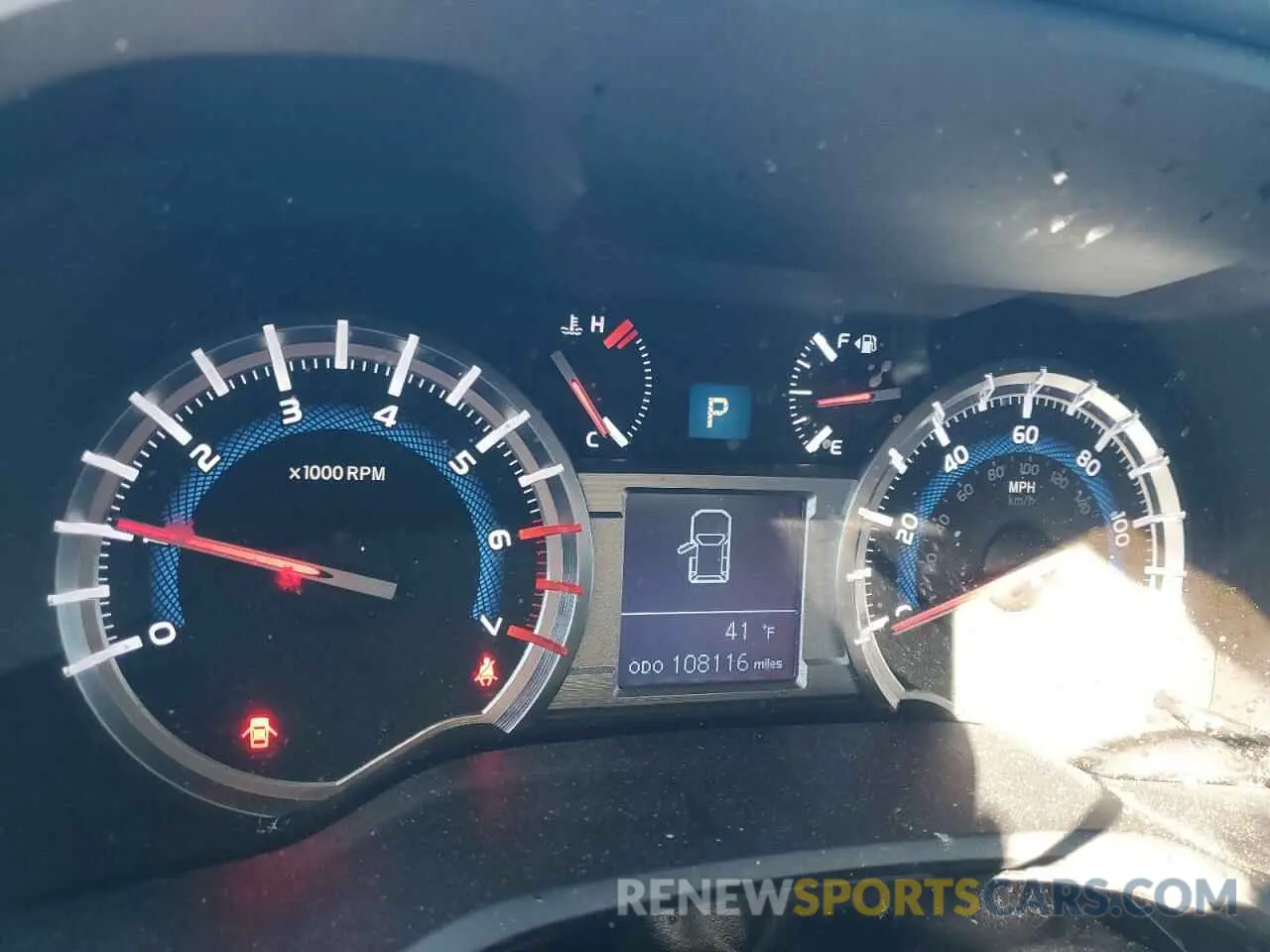 9 Photograph of a damaged car JTEBU5JR3K5654662 TOYOTA 4RUNNER 2019
