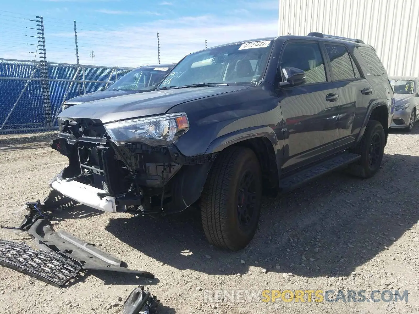 2 Photograph of a damaged car JTEBU5JR3K5655570 TOYOTA 4RUNNER 2019