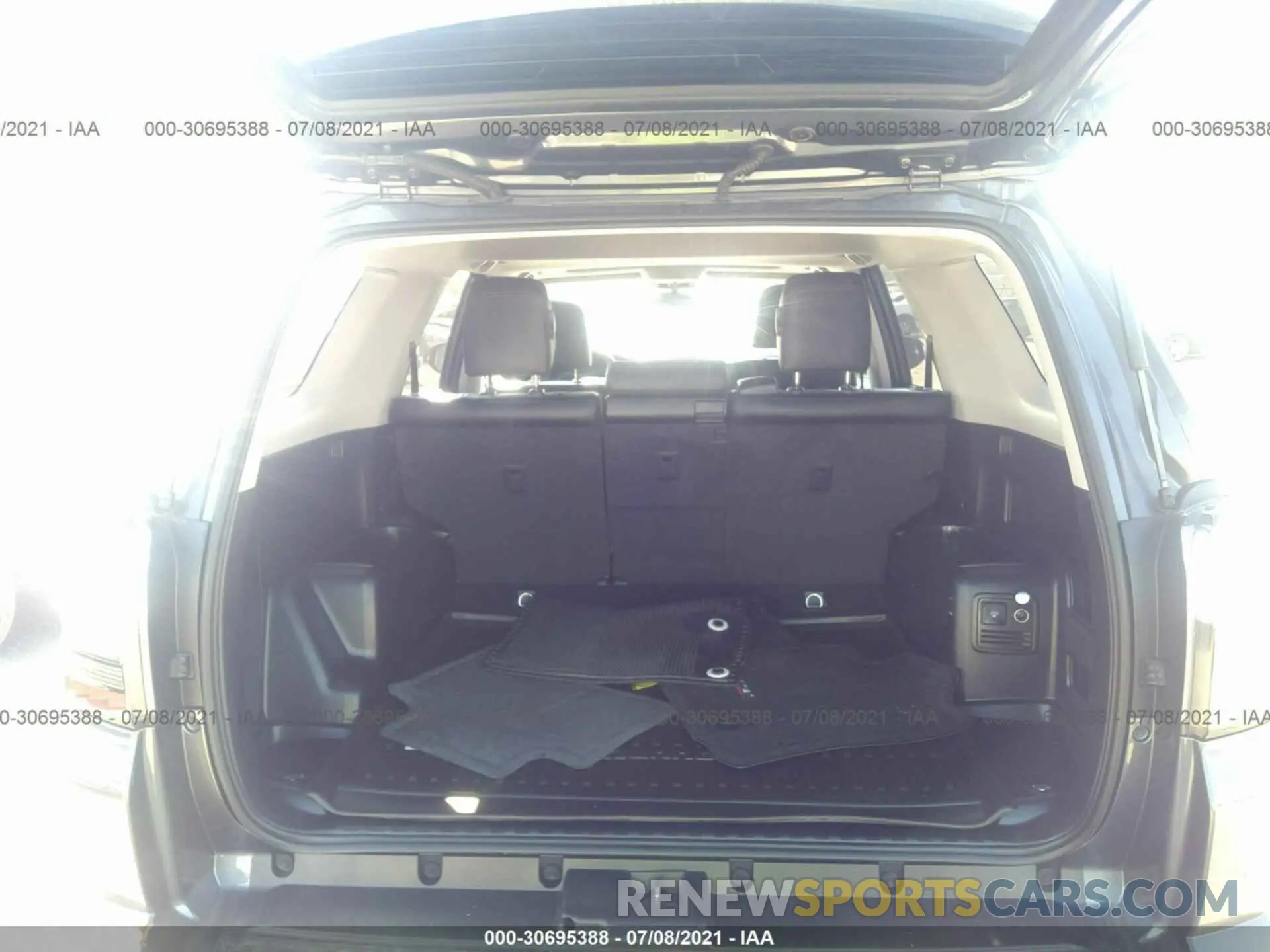 8 Photograph of a damaged car JTEBU5JR3K5677875 TOYOTA 4RUNNER 2019