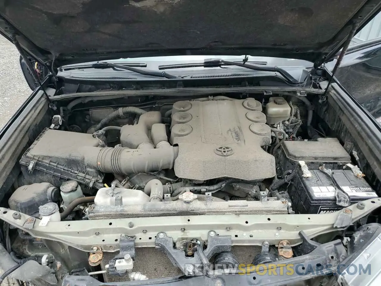 12 Photograph of a damaged car JTEBU5JR3K5690349 TOYOTA 4RUNNER 2019