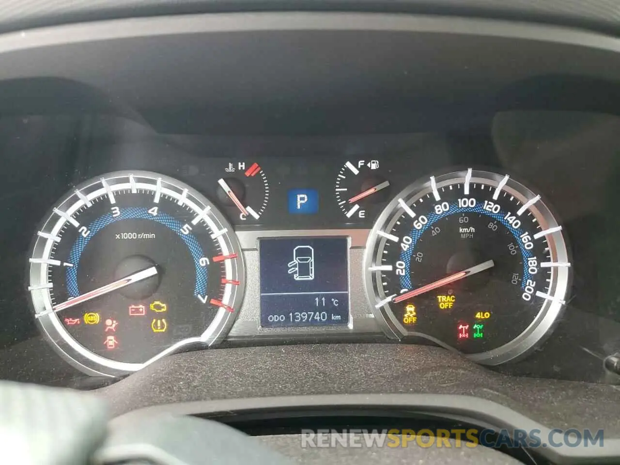 9 Photograph of a damaged car JTEBU5JR3K5690349 TOYOTA 4RUNNER 2019