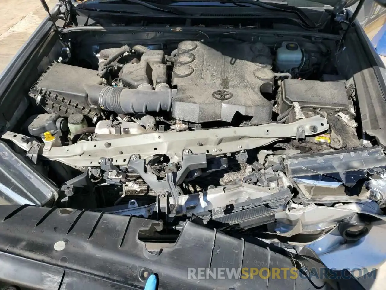 12 Фотография поврежденного автомобиля JTEBU5JR3K5699925 TOYOTA 4RUNNER 2019
