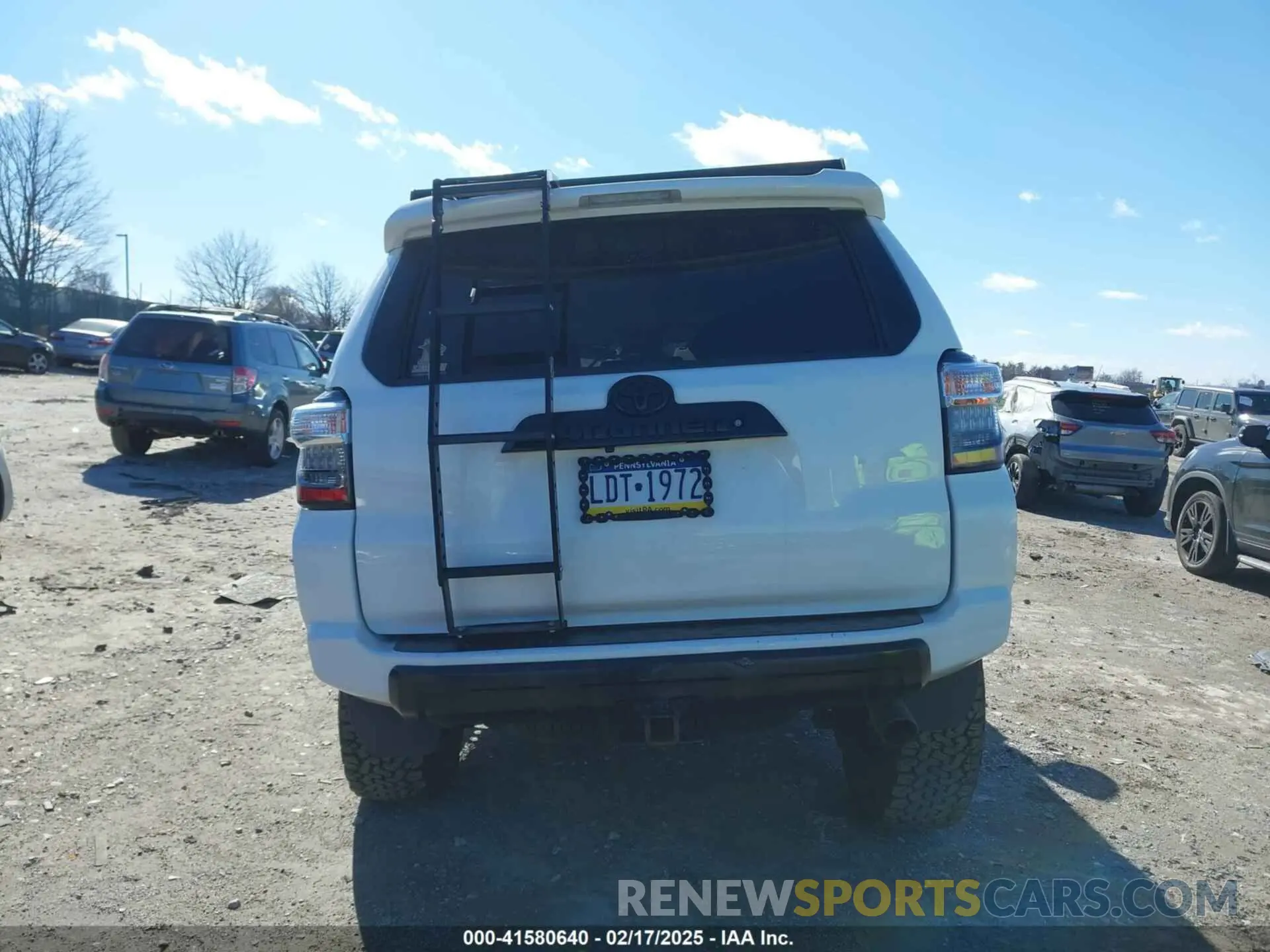 15 Фотография поврежденного автомобиля JTEBU5JR3K5729621 TOYOTA 4RUNNER 2019