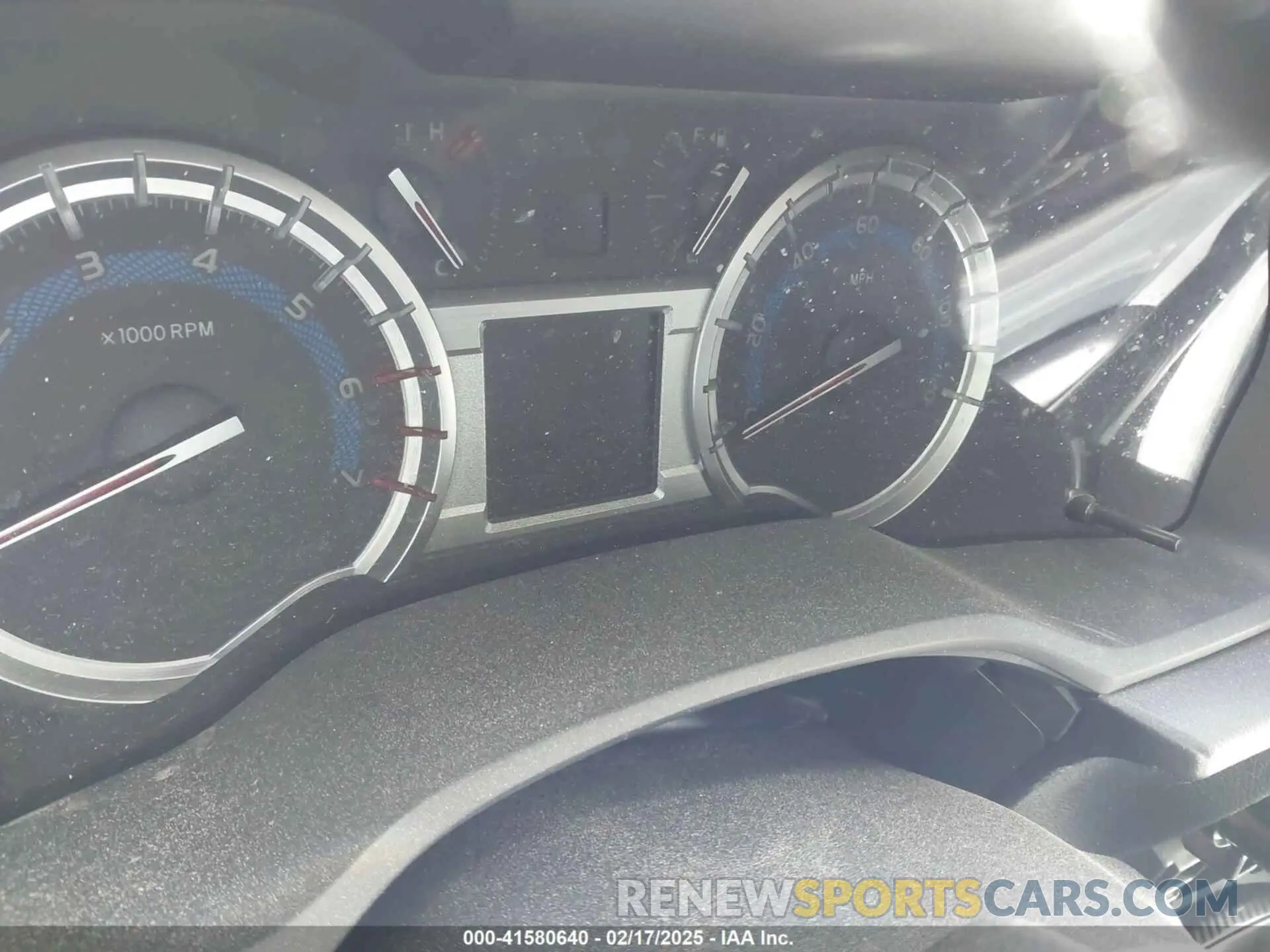 7 Фотография поврежденного автомобиля JTEBU5JR3K5729621 TOYOTA 4RUNNER 2019
