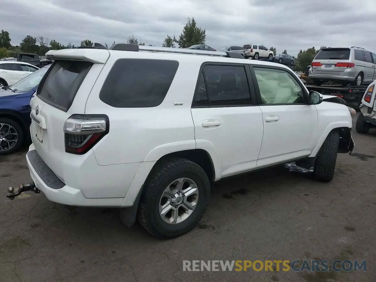 3 Фотография поврежденного автомобиля JTEBU5JR4K5611304 TOYOTA 4RUNNER 2019