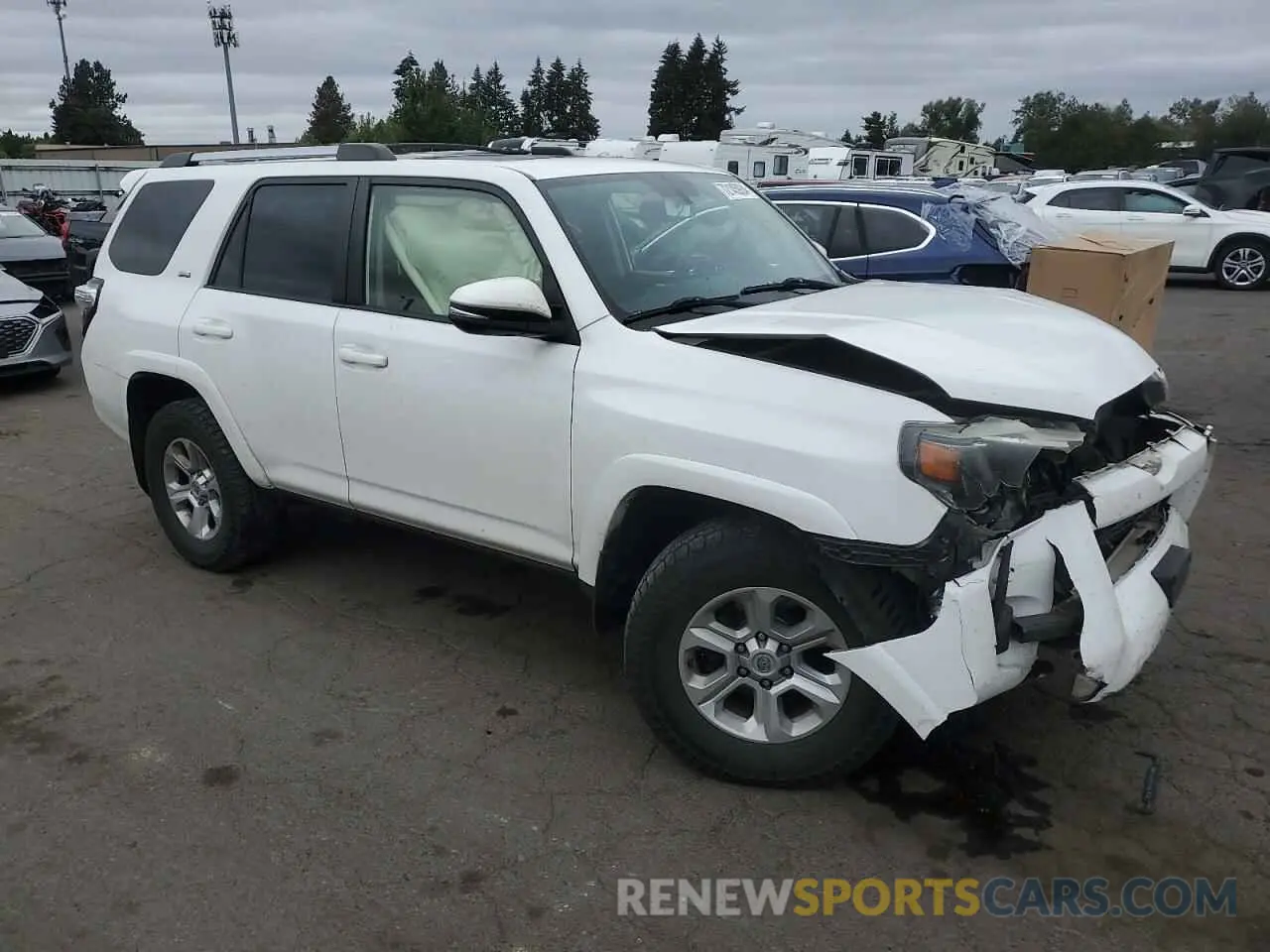 4 Фотография поврежденного автомобиля JTEBU5JR4K5611304 TOYOTA 4RUNNER 2019