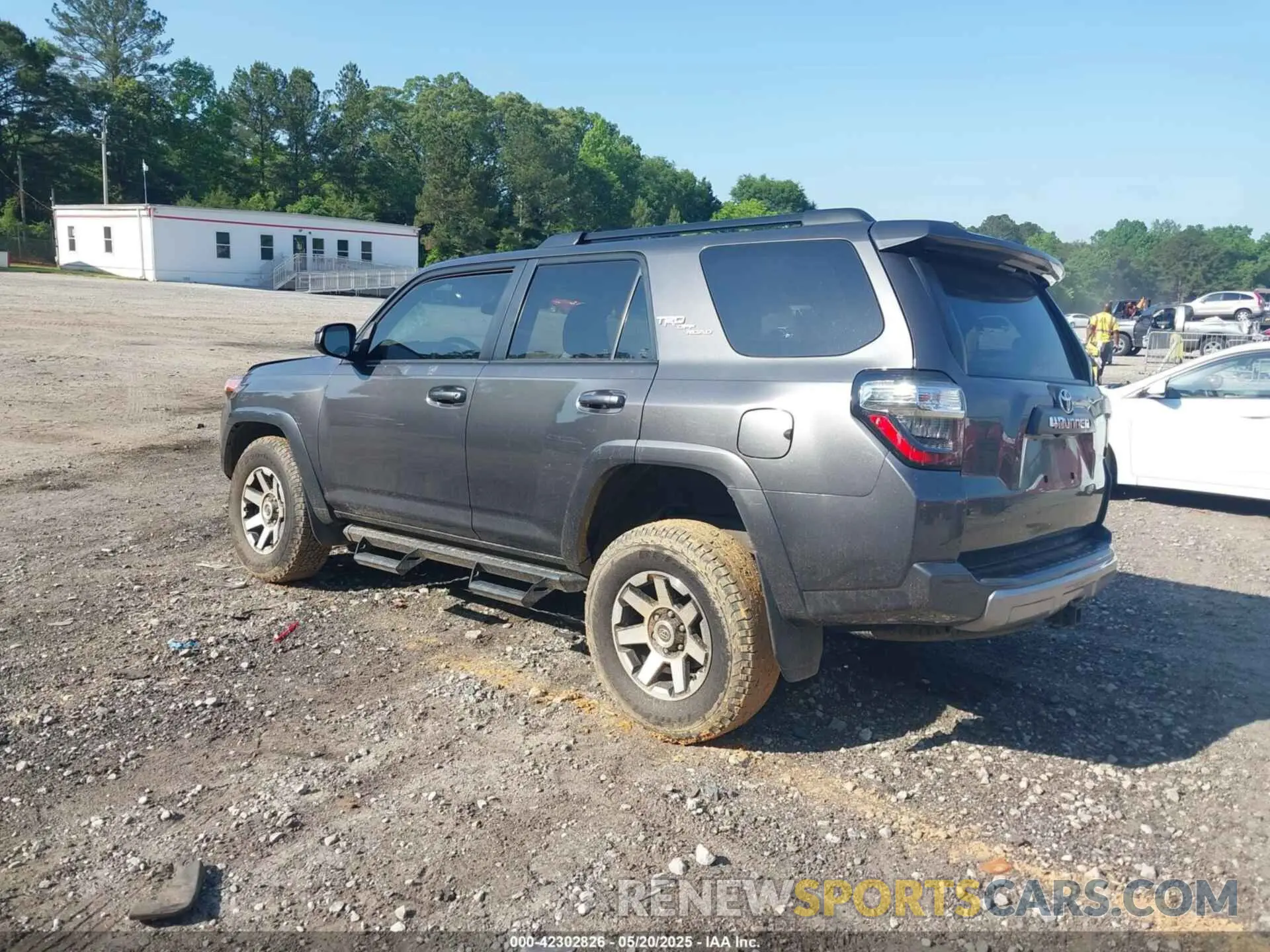 3 Photograph of a damaged car JTEBU5JR4K5655481 TOYOTA 4RUNNER 2019