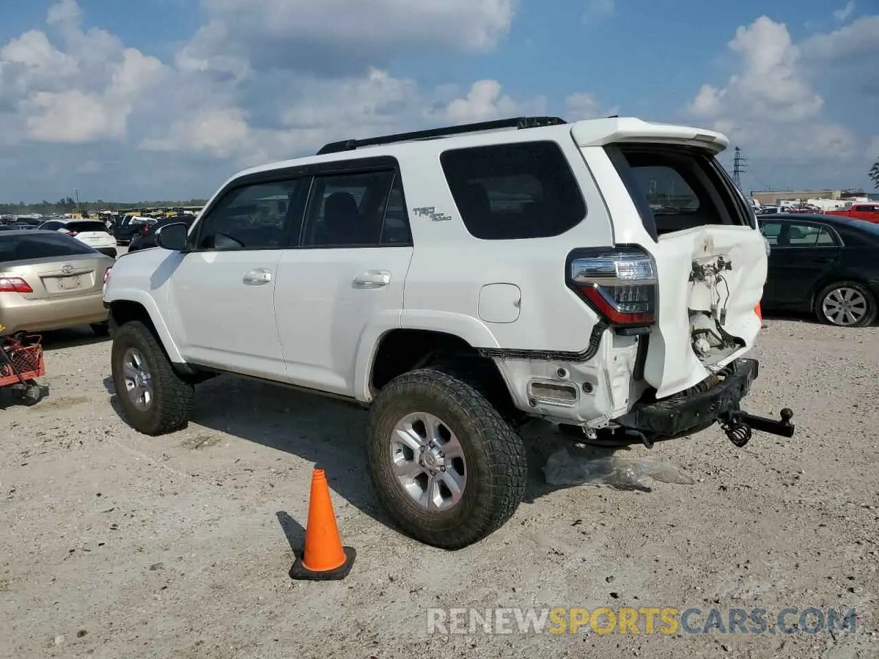 2 Фотография поврежденного автомобиля JTEBU5JR4K5658672 TOYOTA 4RUNNER 2019