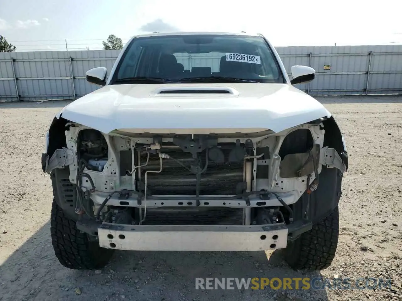 5 Фотография поврежденного автомобиля JTEBU5JR4K5658672 TOYOTA 4RUNNER 2019