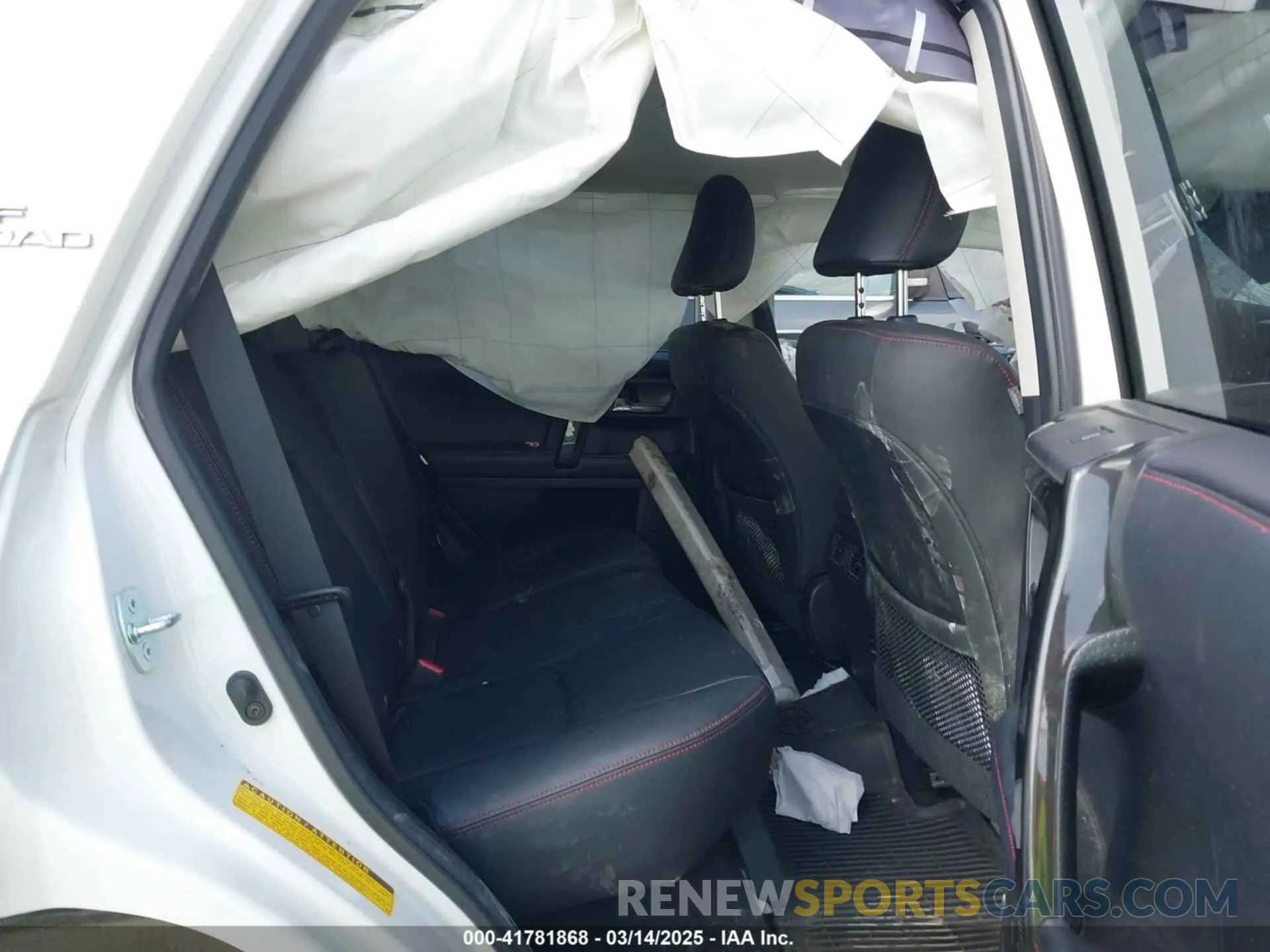 8 Photograph of a damaged car JTEBU5JR5K5620447 TOYOTA 4RUNNER 2019