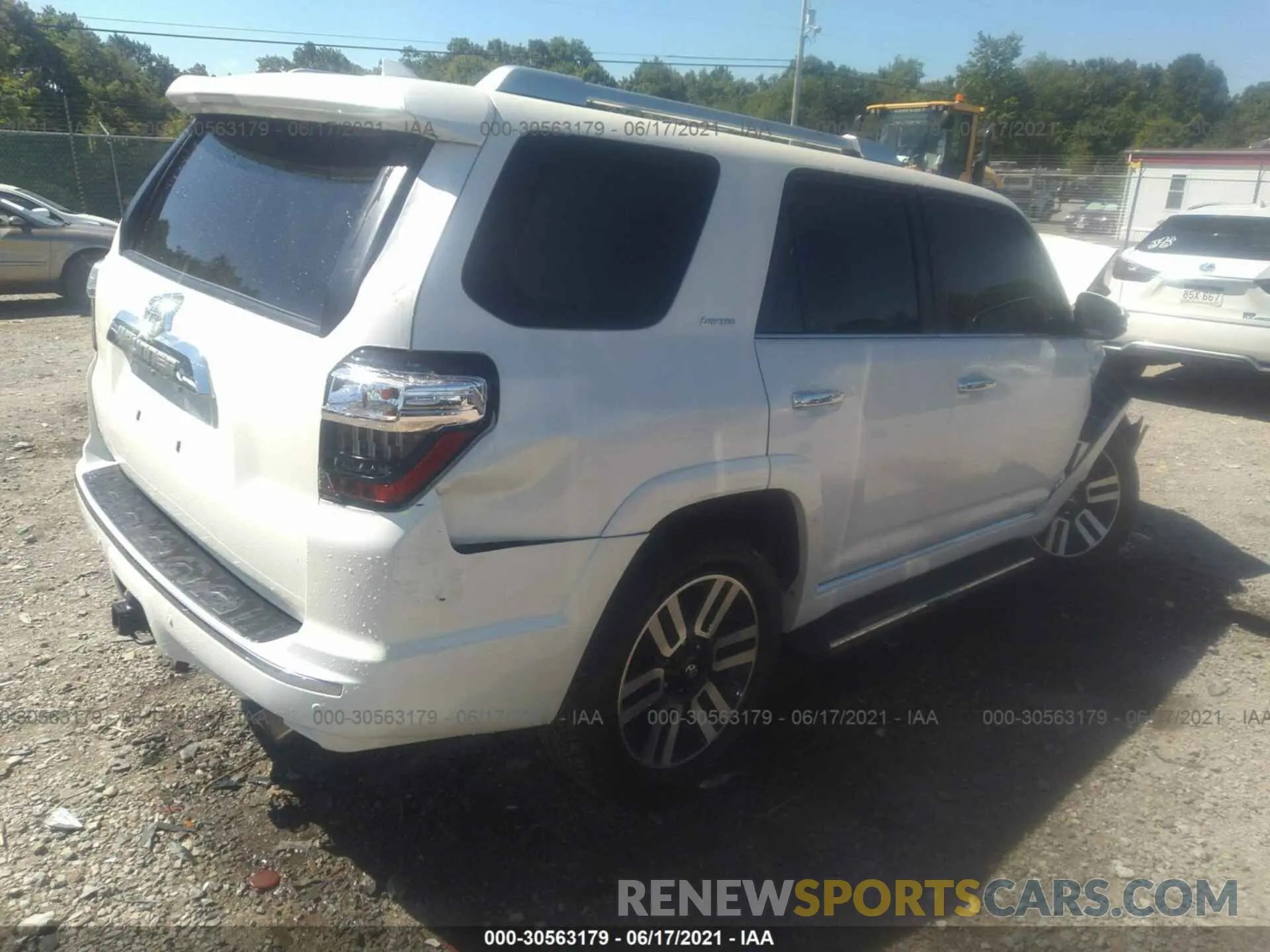 4 Photograph of a damaged car JTEBU5JR5K5622702 TOYOTA 4RUNNER 2019