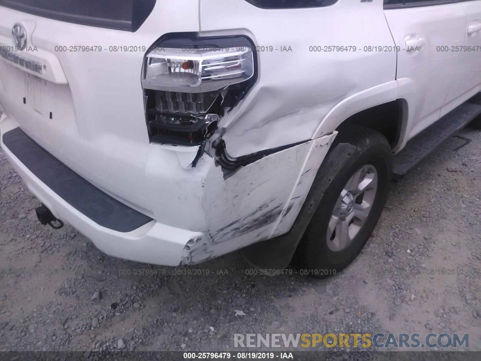 6 Photograph of a damaged car JTEBU5JR5K5638138 TOYOTA 4RUNNER 2019