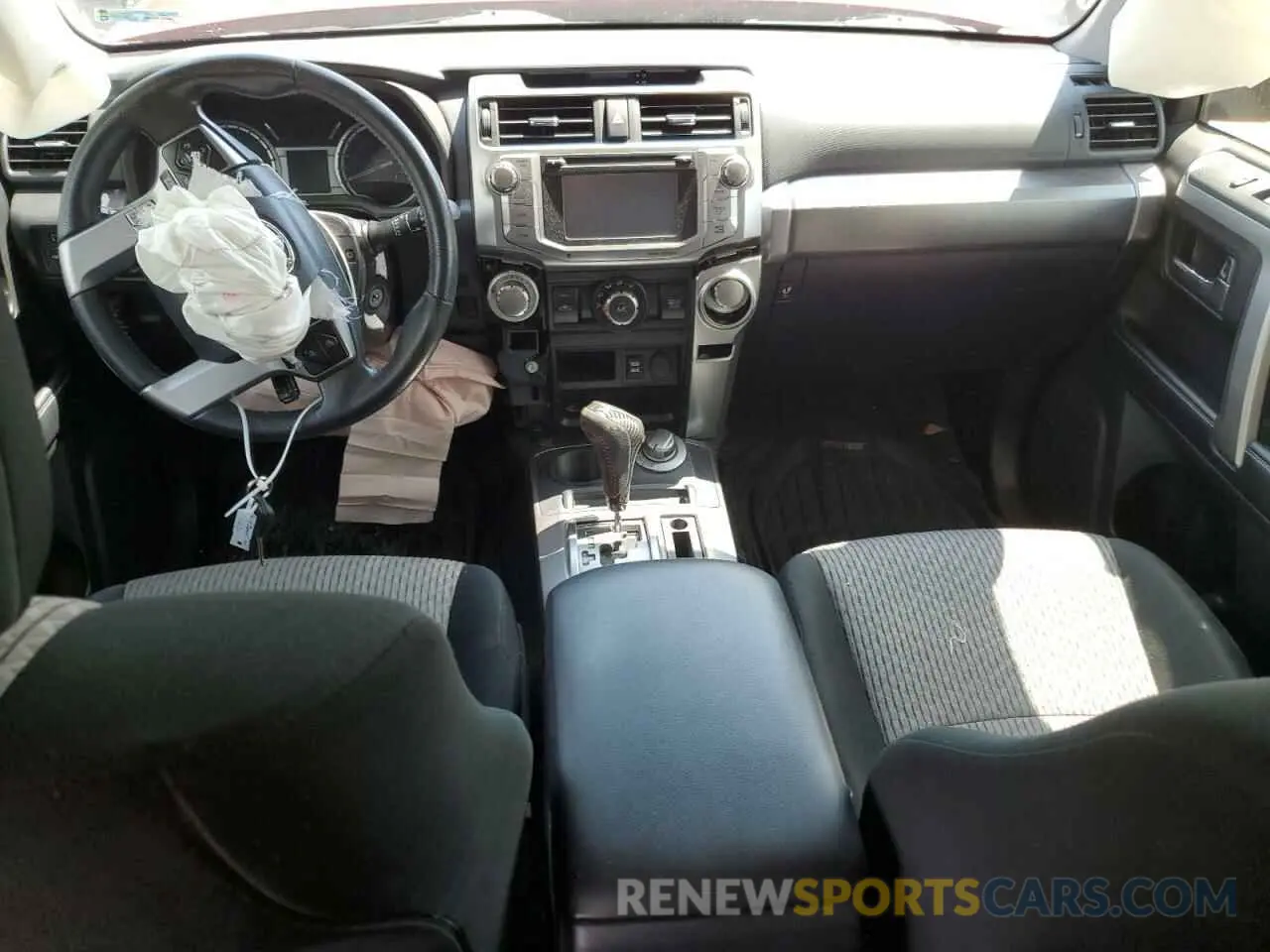 8 Фотография поврежденного автомобиля JTEBU5JR5K5640469 TOYOTA 4RUNNER 2019
