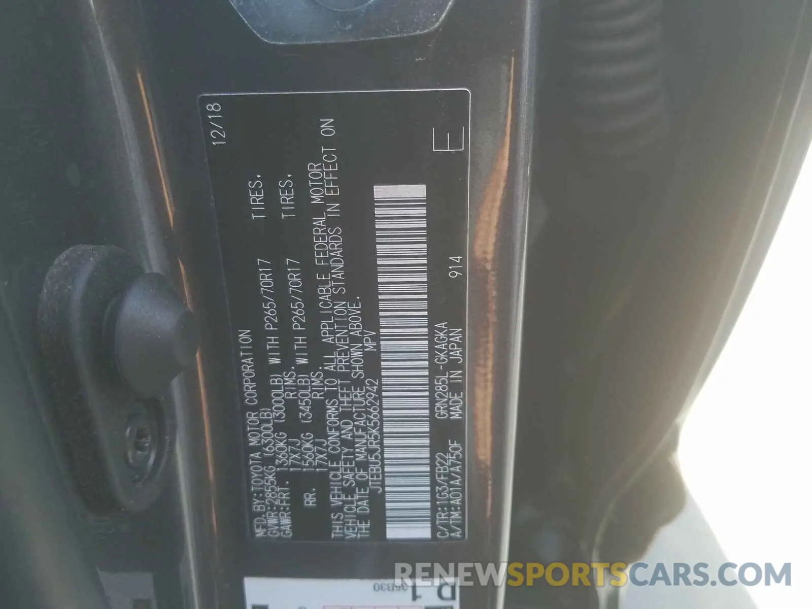 10 Photograph of a damaged car JTEBU5JR5K5662942 TOYOTA 4RUNNER 2019