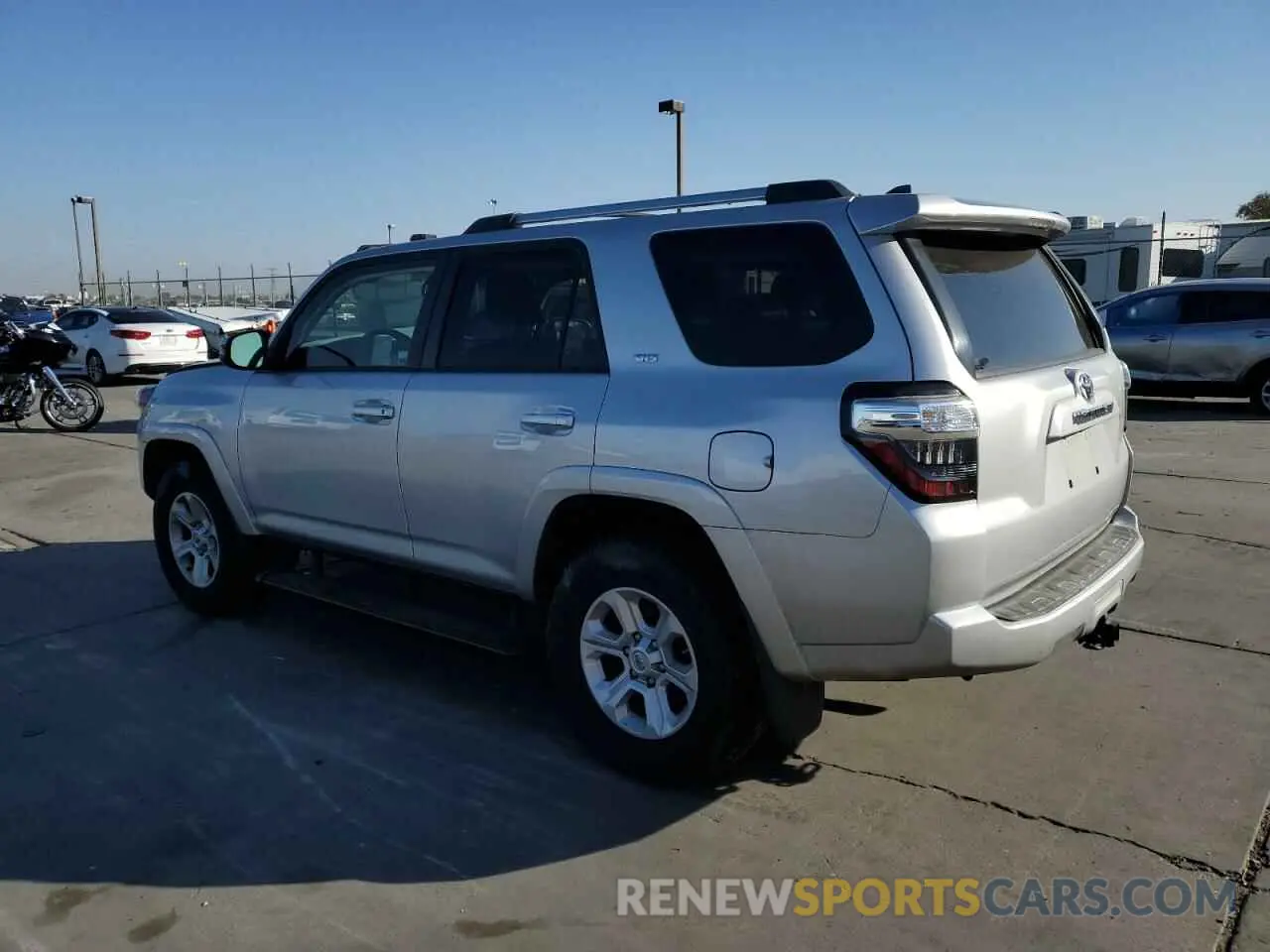 2 Photograph of a damaged car JTEBU5JR5K5729121 TOYOTA 4RUNNER 2019