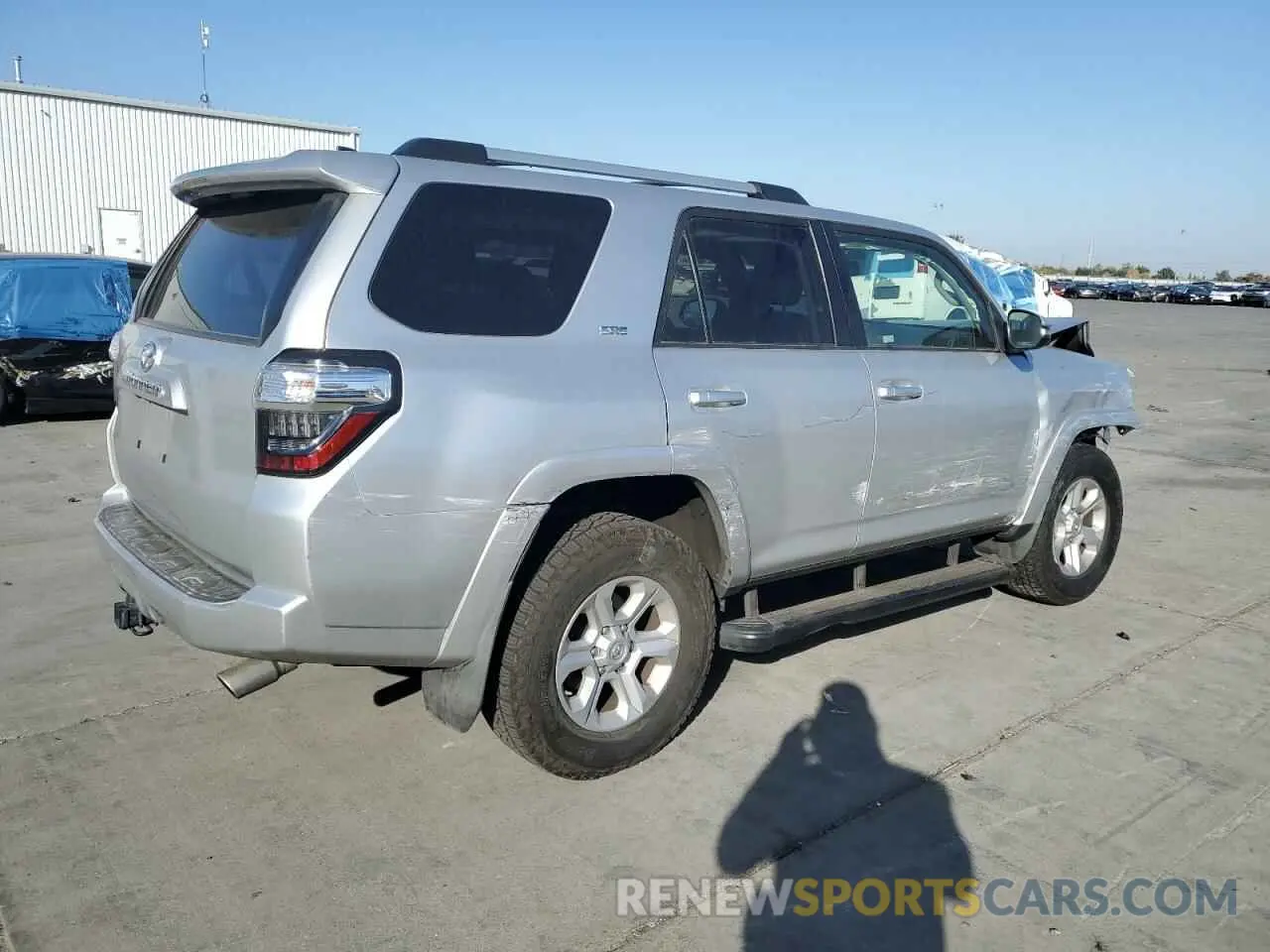 3 Photograph of a damaged car JTEBU5JR5K5729121 TOYOTA 4RUNNER 2019