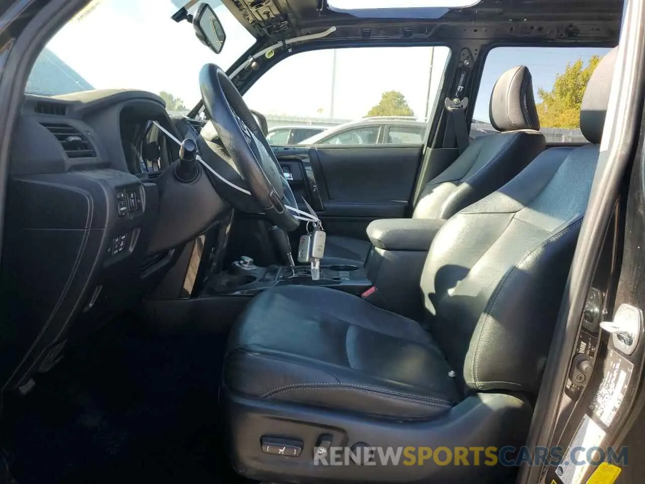 7 Photograph of a damaged car JTEBU5JR6K5617718 TOYOTA 4RUNNER 2019
