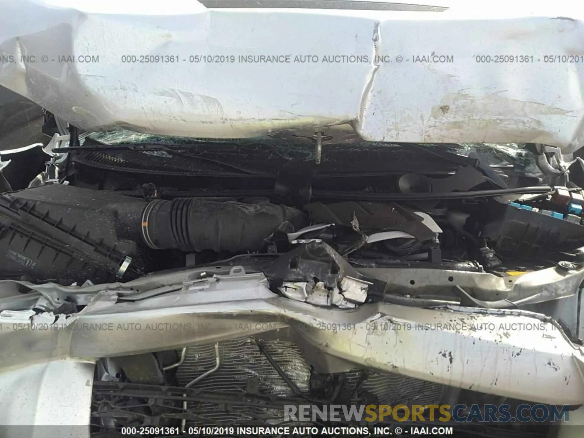 10 Photograph of a damaged car JTEBU5JR6K5628993 TOYOTA 4RUNNER 2019