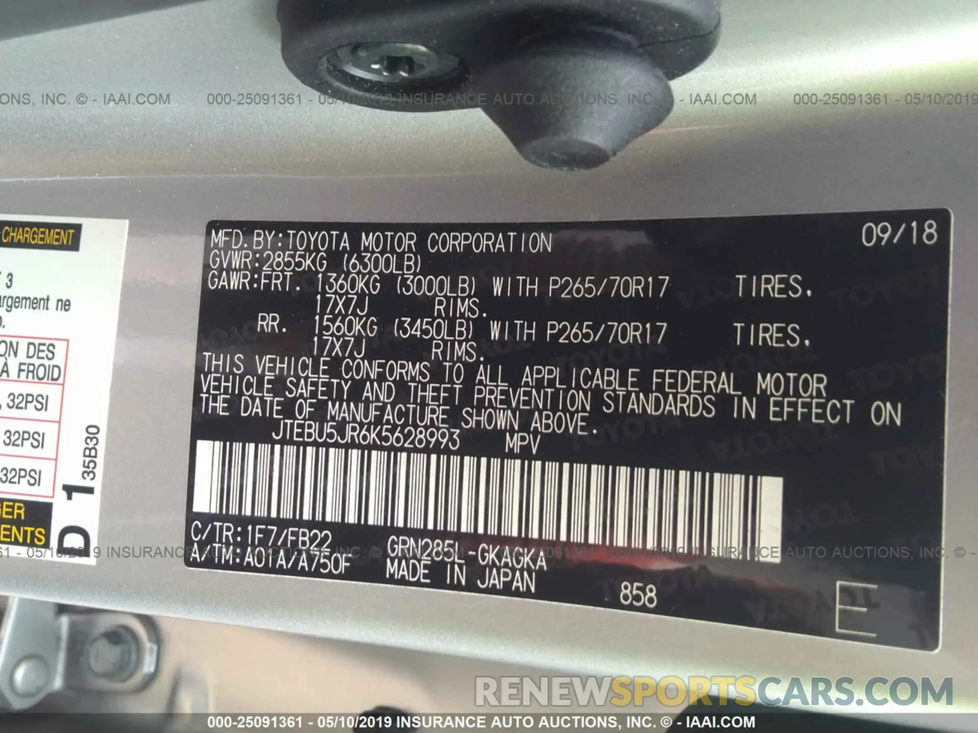 9 Photograph of a damaged car JTEBU5JR6K5628993 TOYOTA 4RUNNER 2019