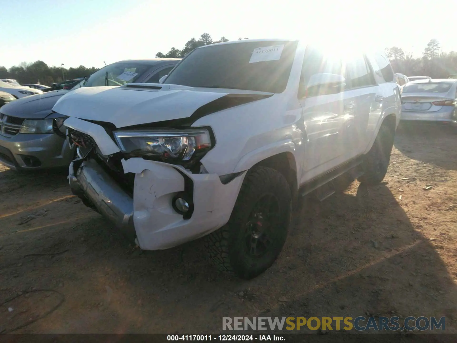 2 Photograph of a damaged car JTEBU5JR6K5629769 TOYOTA 4RUNNER 2019