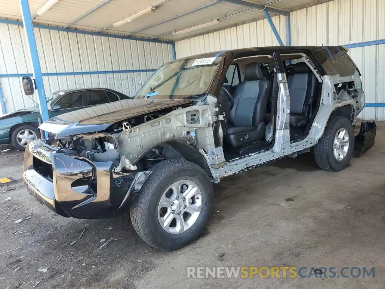 1 Фотография поврежденного автомобиля JTEBU5JR6K5630372 TOYOTA 4RUNNER 2019