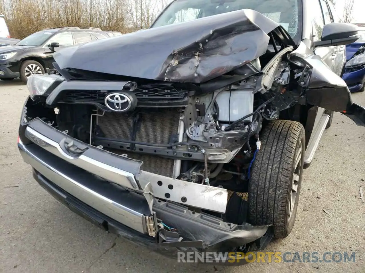 9 Photograph of a damaged car JTEBU5JR6K5638035 TOYOTA 4RUNNER 2019