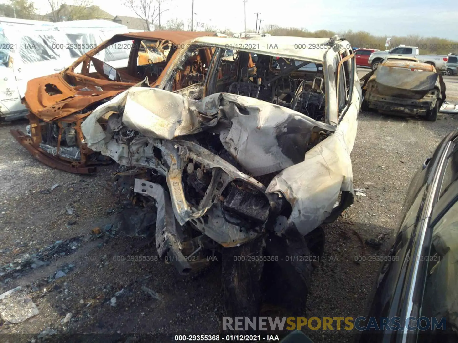 2 Photograph of a damaged car JTEBU5JR6K5646815 TOYOTA 4RUNNER 2019