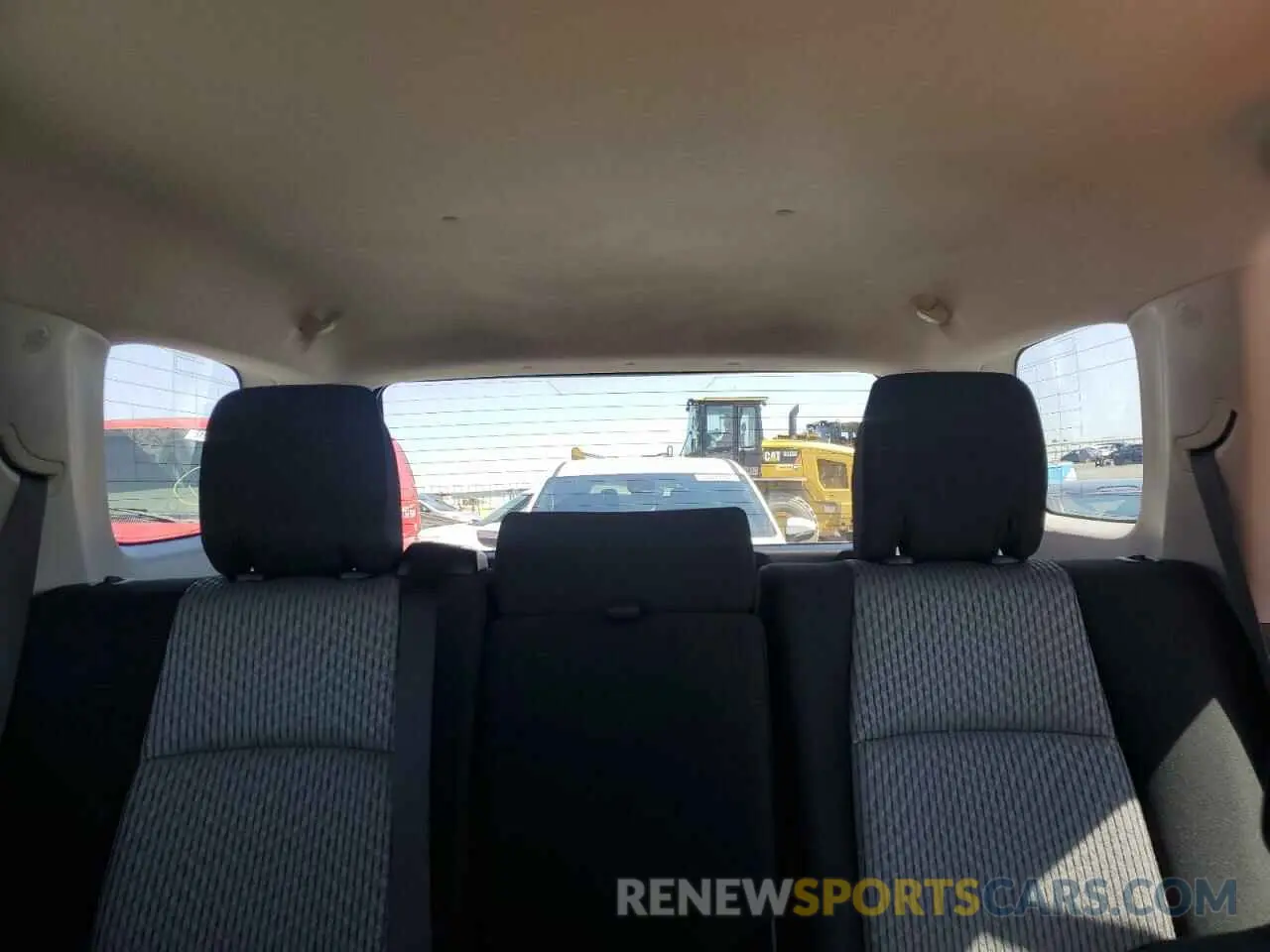 10 Фотография поврежденного автомобиля JTEBU5JR6K5672508 TOYOTA 4RUNNER 2019